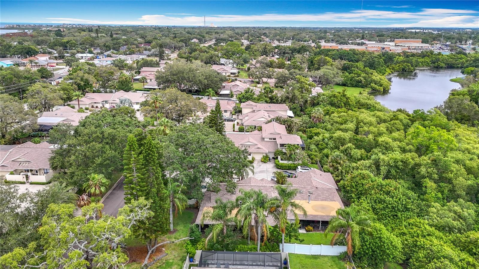 120 COLONY SOUTH DR, TARPON SPRINGS, FL, 34689