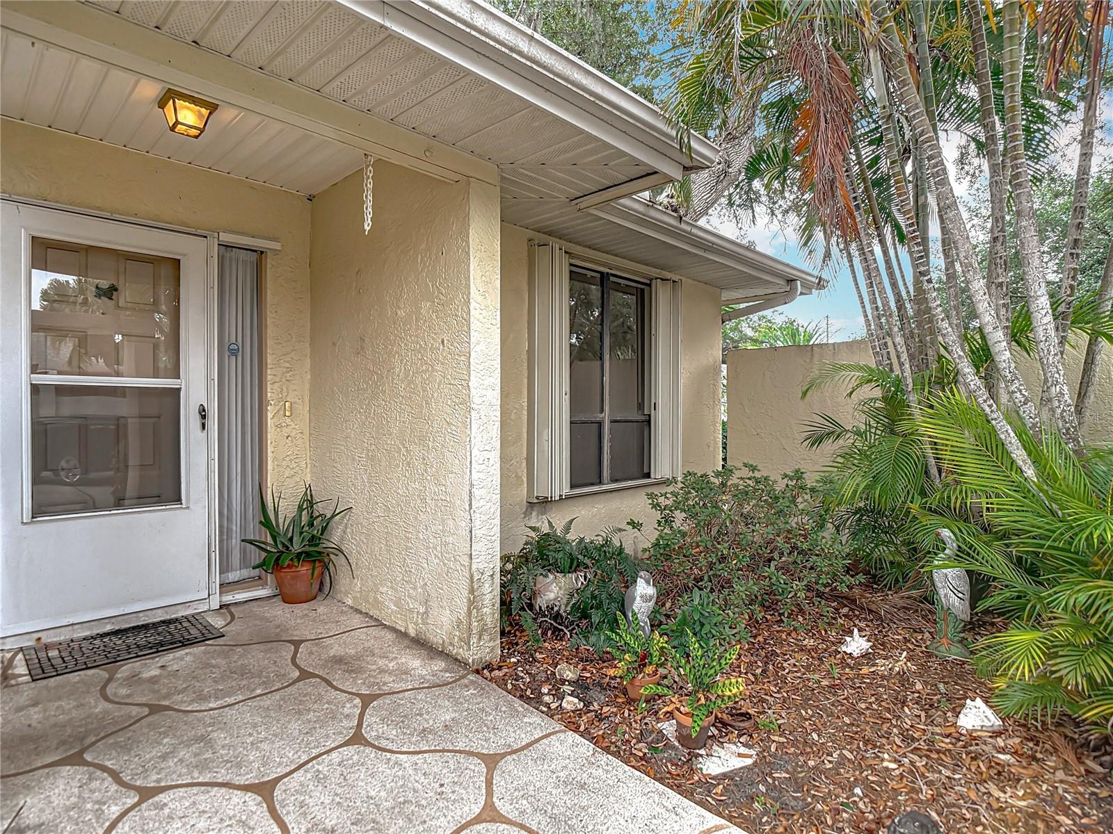 120 COLONY SOUTH DR, TARPON SPRINGS, FL, 34689