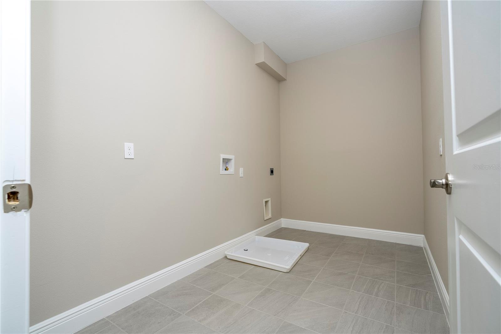 16103 SILVER BROOK WAY, WINTER GARDEN, FL, 34787