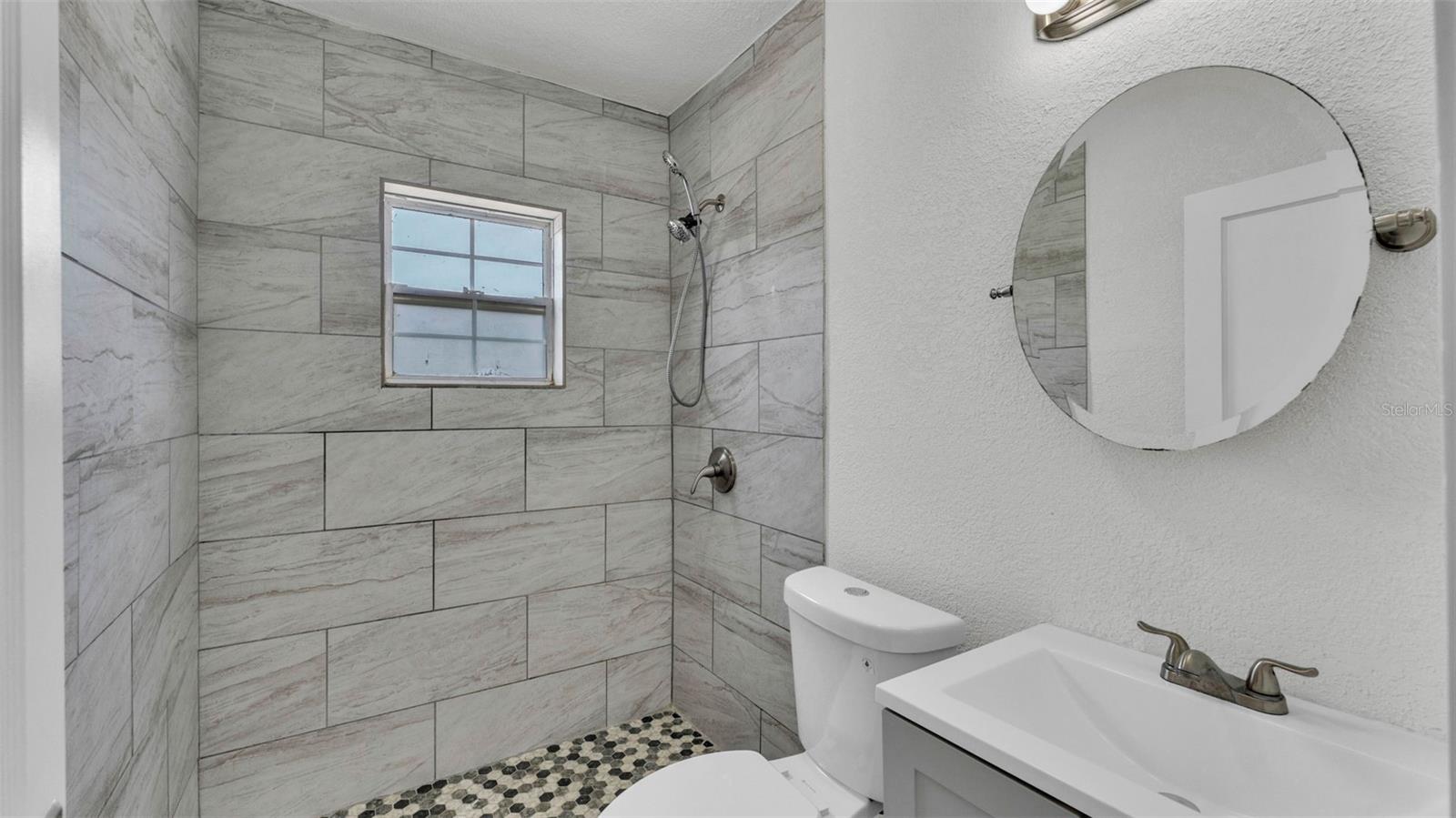 725 AVENUE B SW, WINTER HAVEN, FL, 33880