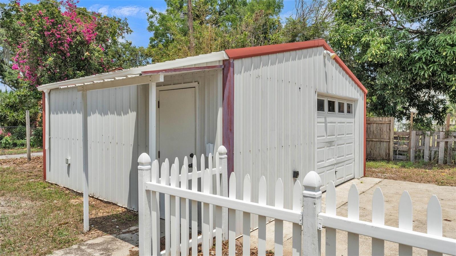 725 AVENUE B SW, WINTER HAVEN, FL, 33880