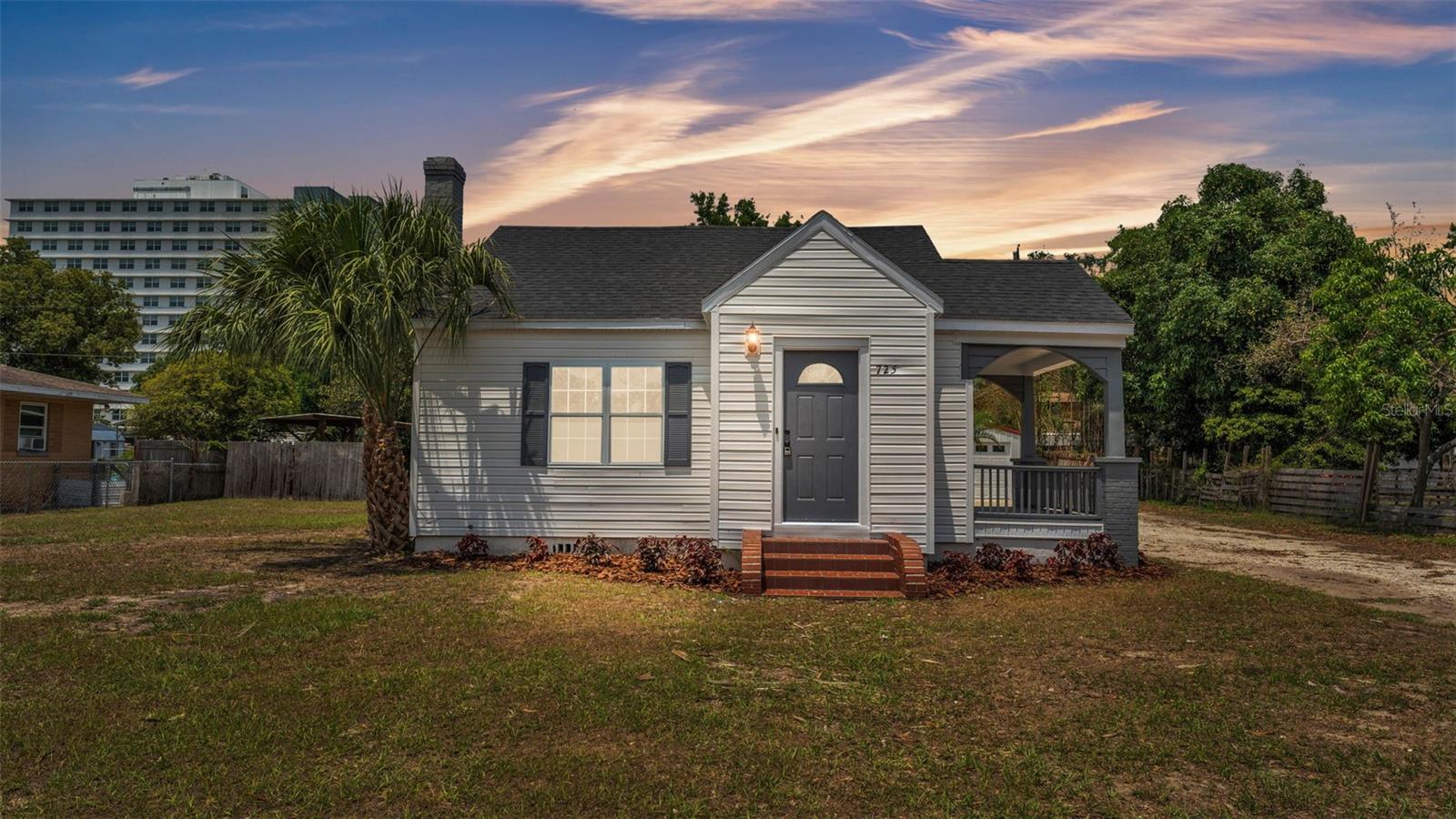 725 AVENUE B SW, WINTER HAVEN, FL, 33880