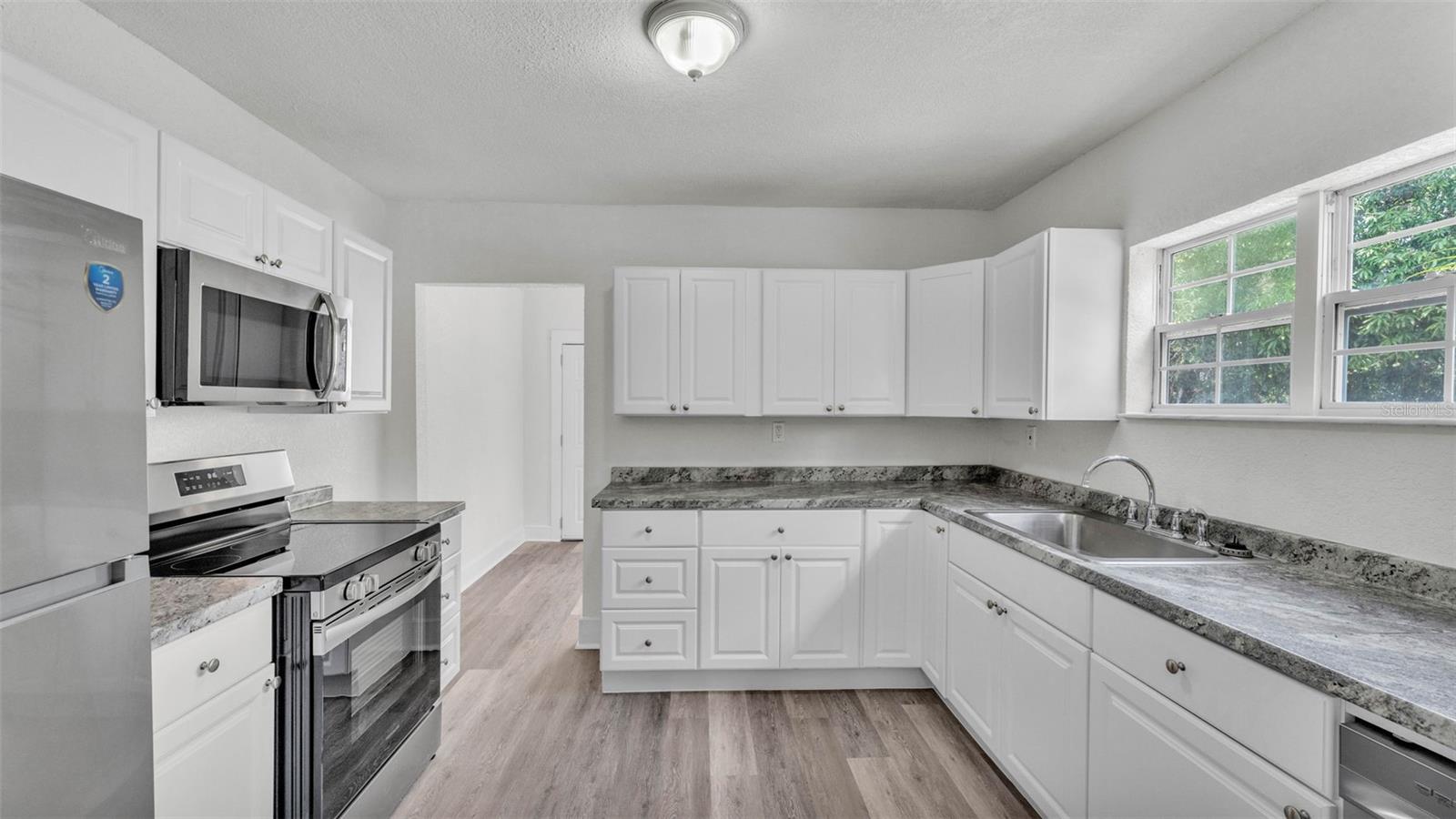 725 AVENUE B SW, WINTER HAVEN, FL, 33880