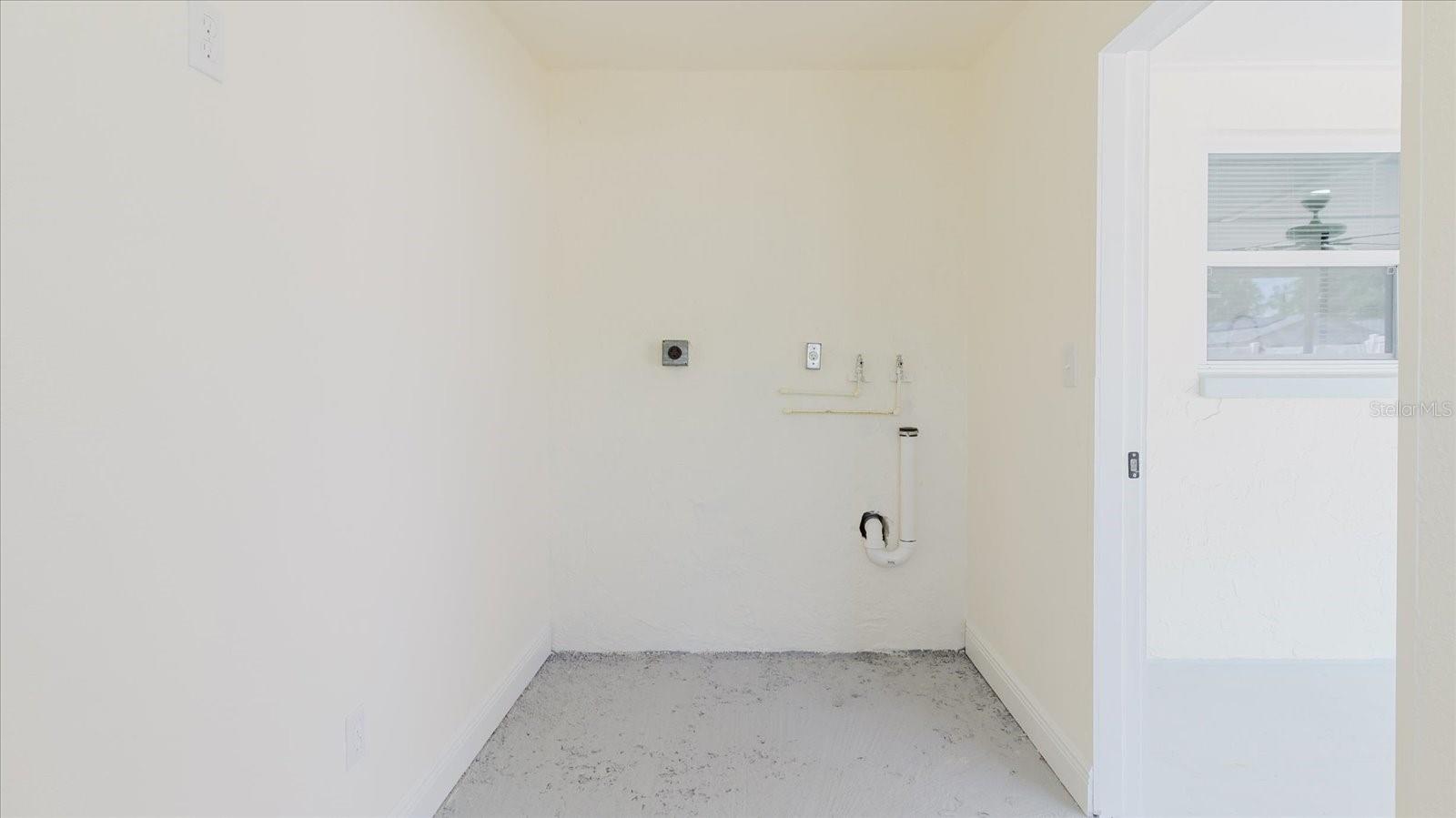 6110 16TH ST, ZEPHYRHILLS, FL, 33542