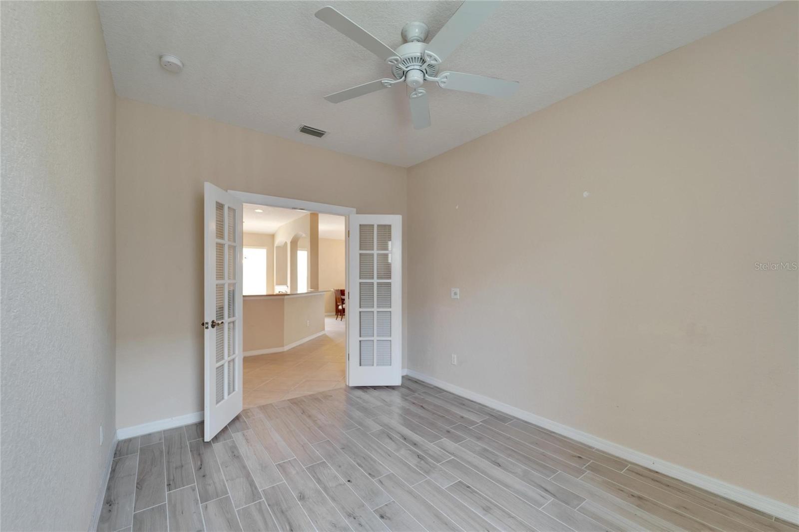 1013 EMERALD DUNES DR, SUN CITY CENTER, FL, 33573