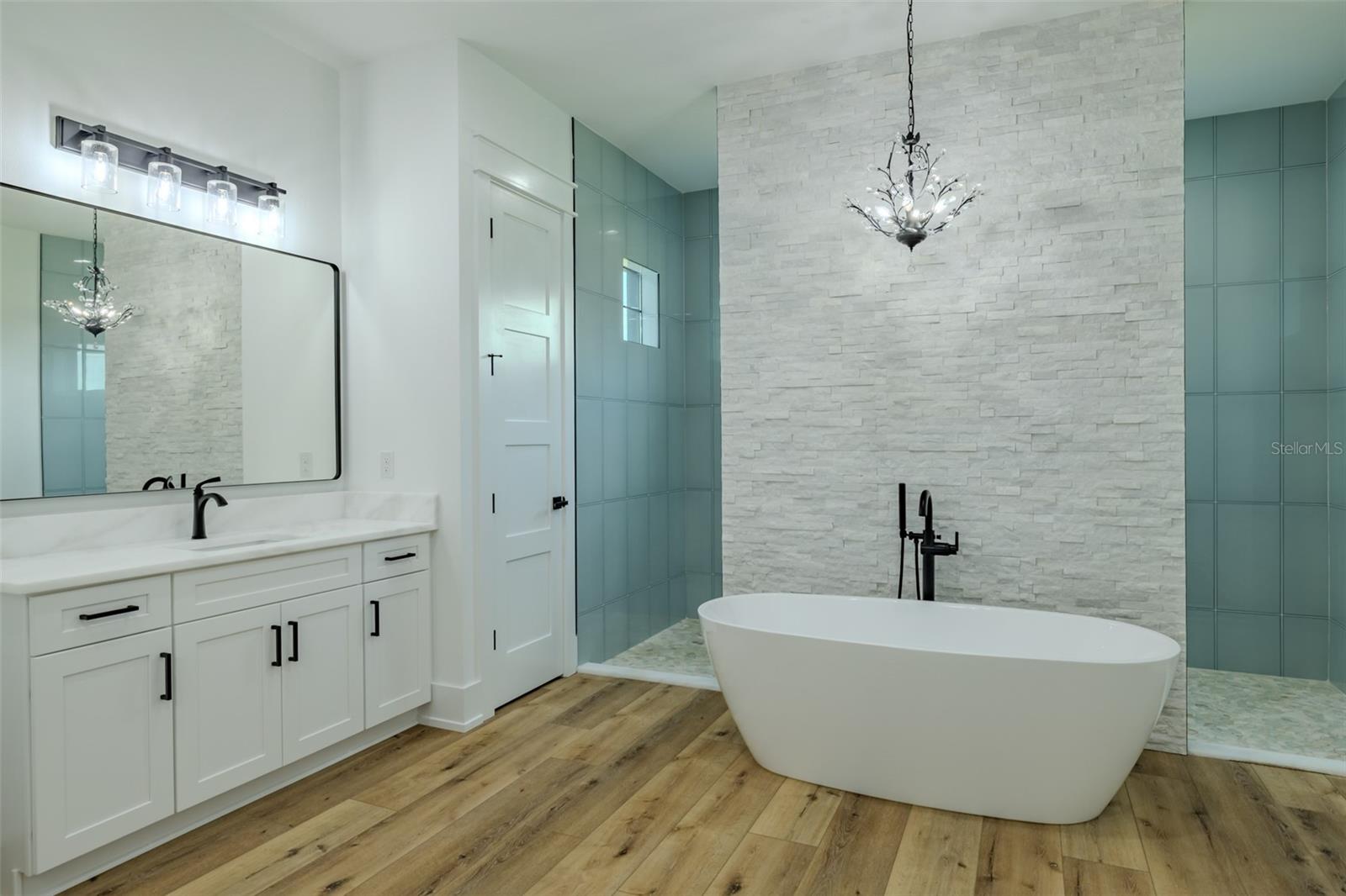 3515 POWERLINE RD, LITHIA, FL, 33547