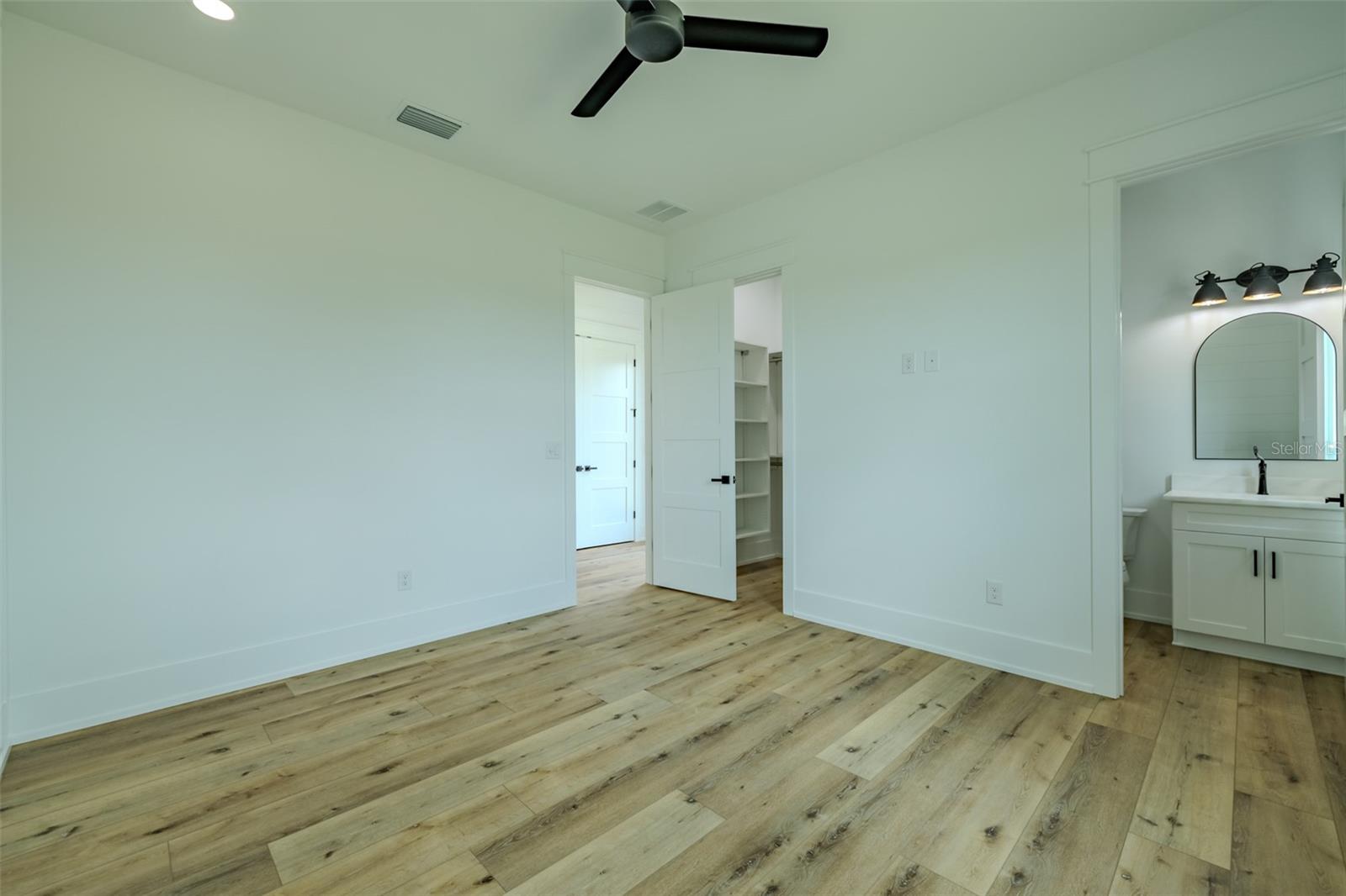 3515 POWERLINE RD, LITHIA, FL, 33547