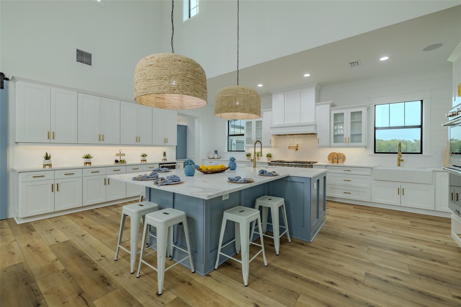 3515 POWERLINE RD, LITHIA, FL, 33547