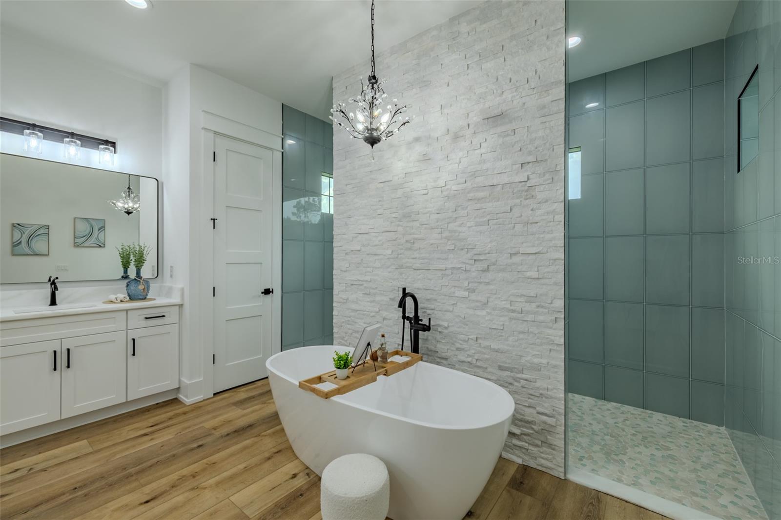 3515 POWERLINE RD, LITHIA, FL, 33547