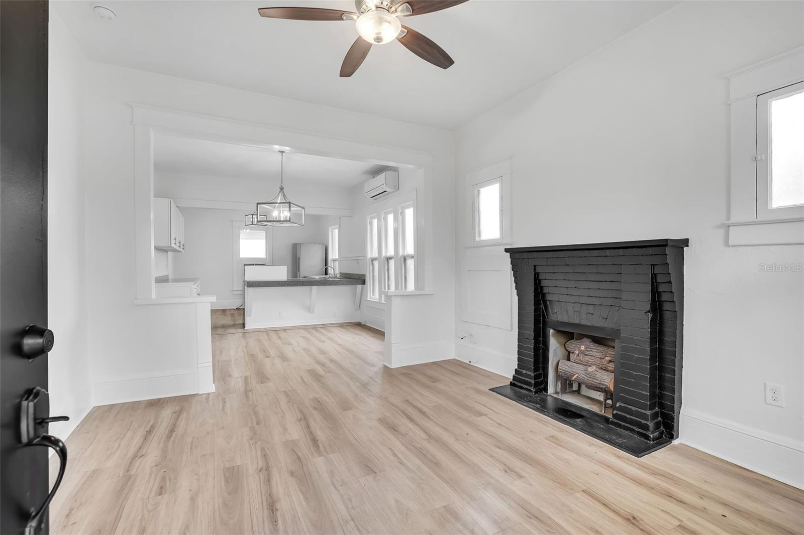 911 S MISSOURI AVE, LAKELAND, FL, 33803