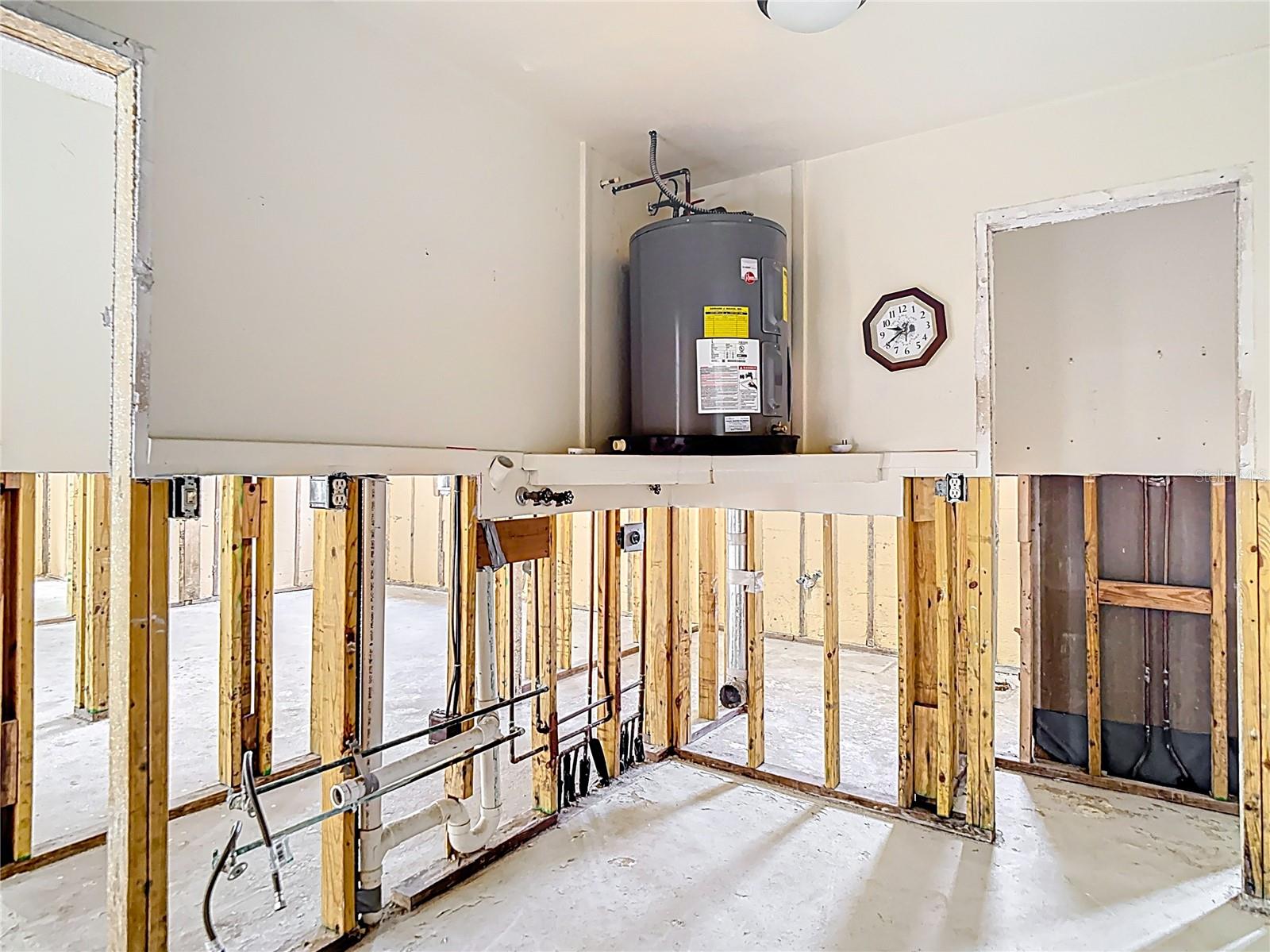 4420 MARINE PKWY, NEW PORT RICHEY, FL, 34652