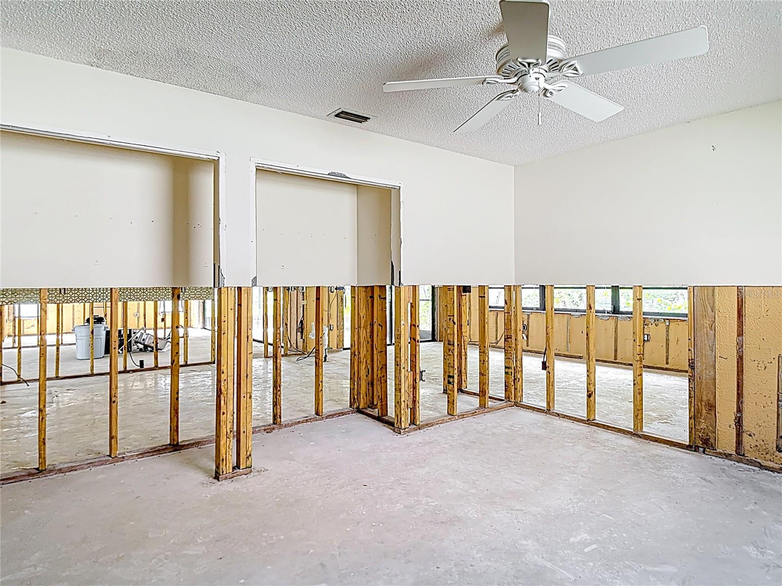 4420 MARINE PKWY, NEW PORT RICHEY, FL, 34652