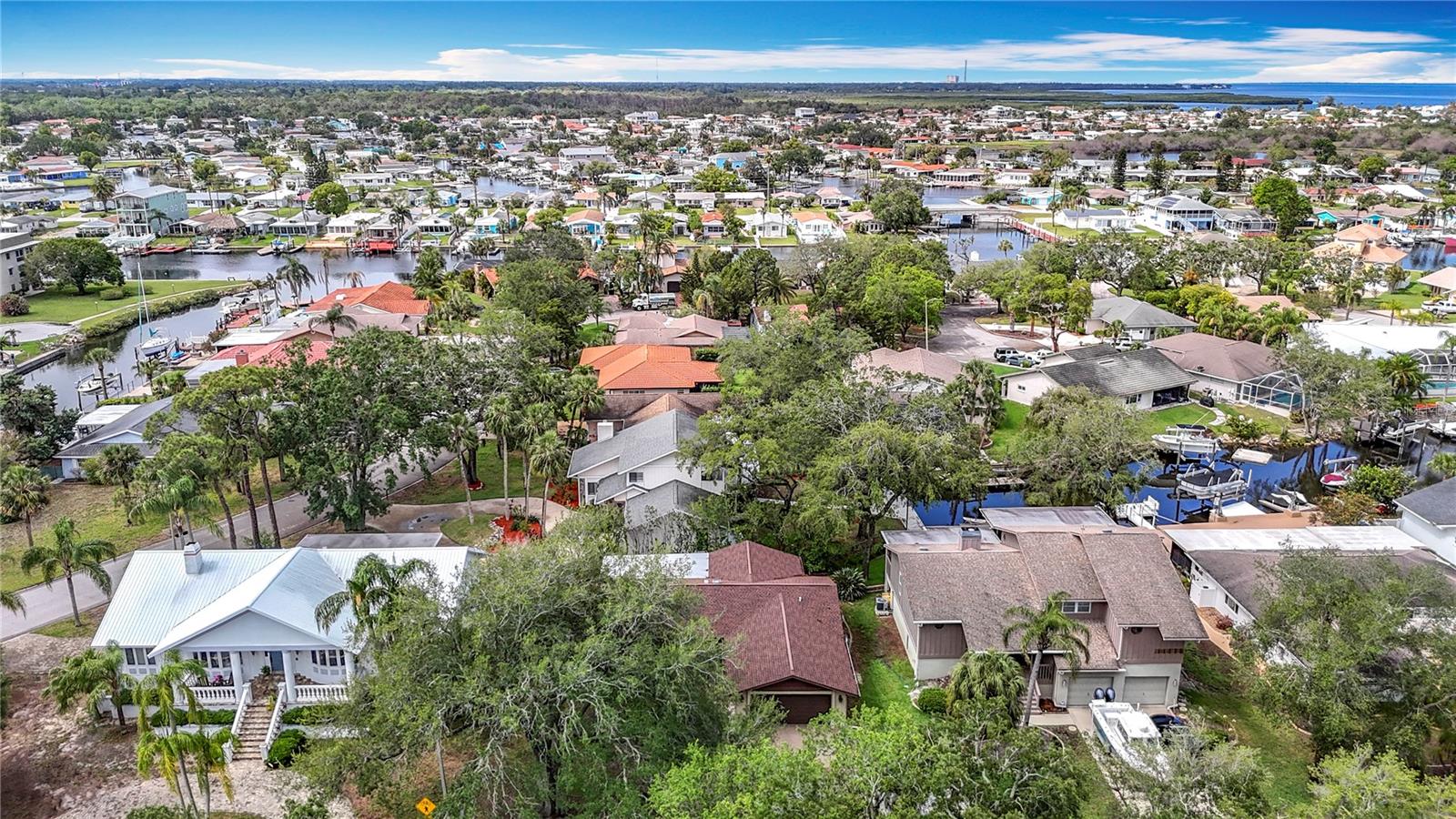 4420 MARINE PKWY, NEW PORT RICHEY, FL, 34652