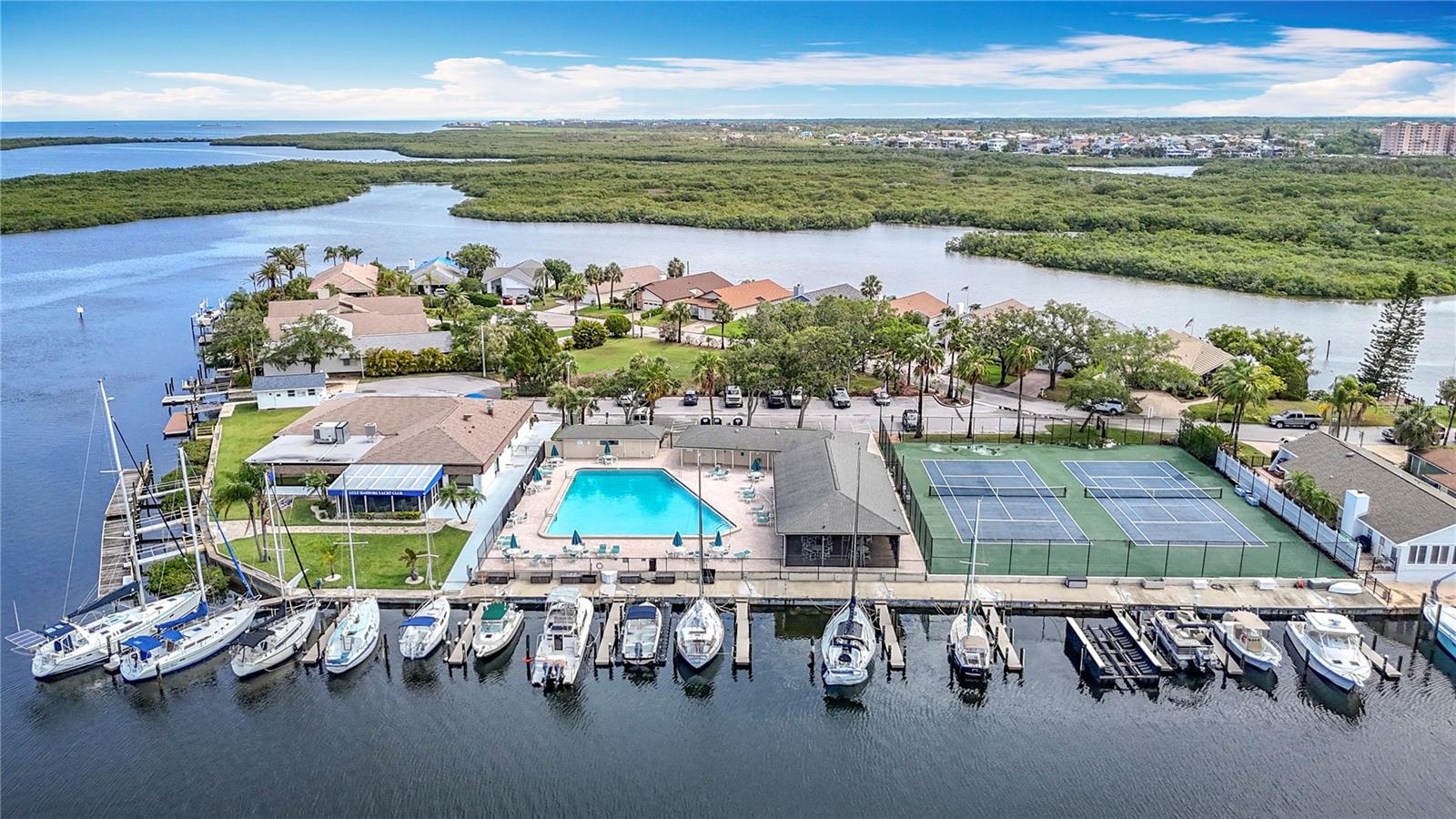 4420 MARINE PKWY, NEW PORT RICHEY, FL, 34652