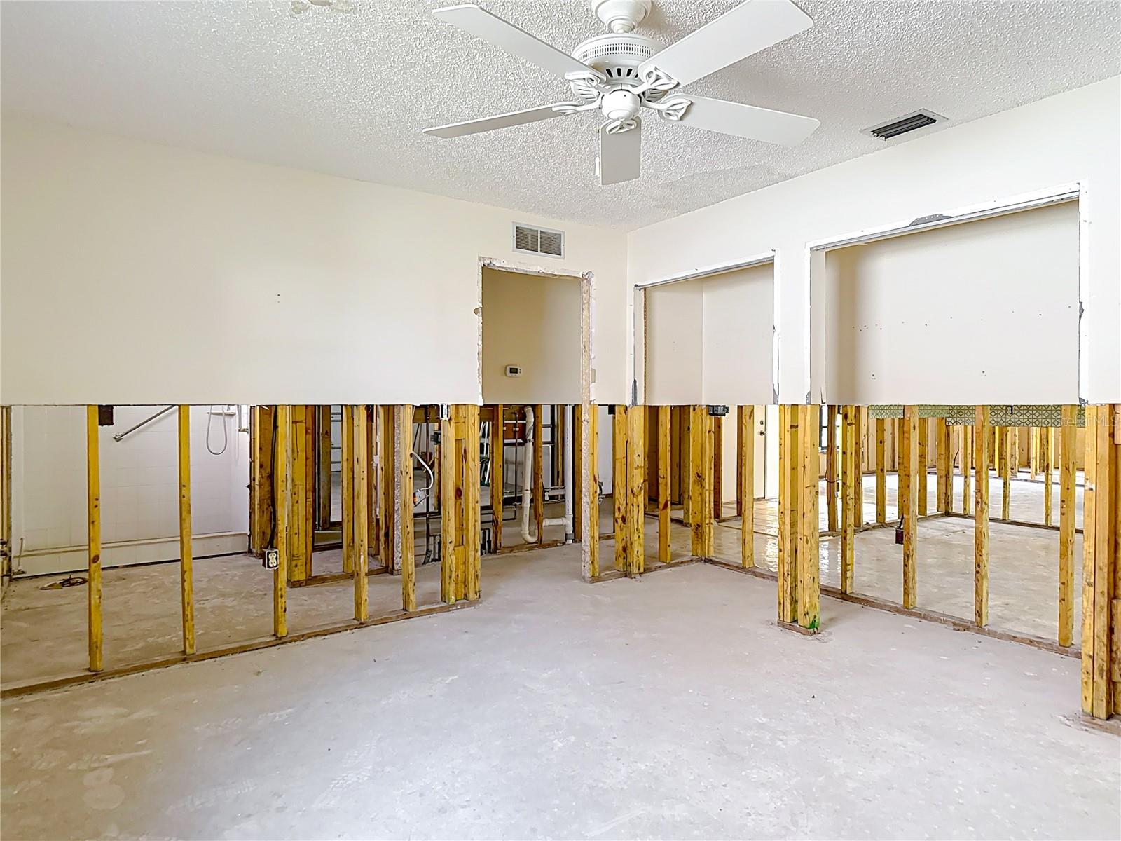 4420 MARINE PKWY, NEW PORT RICHEY, FL, 34652