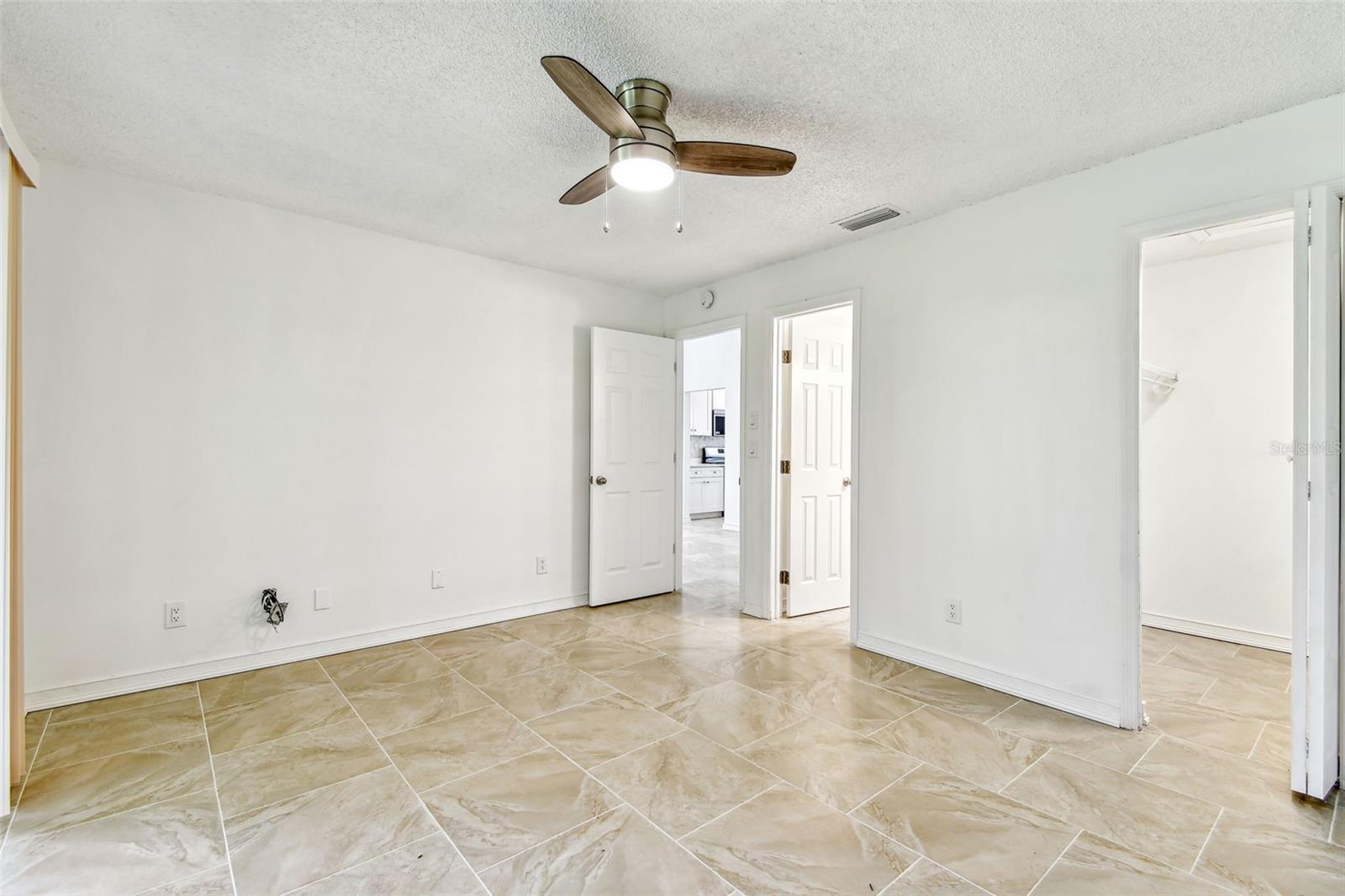 232 HUNTER CT, PALM HARBOR, FL, 34684