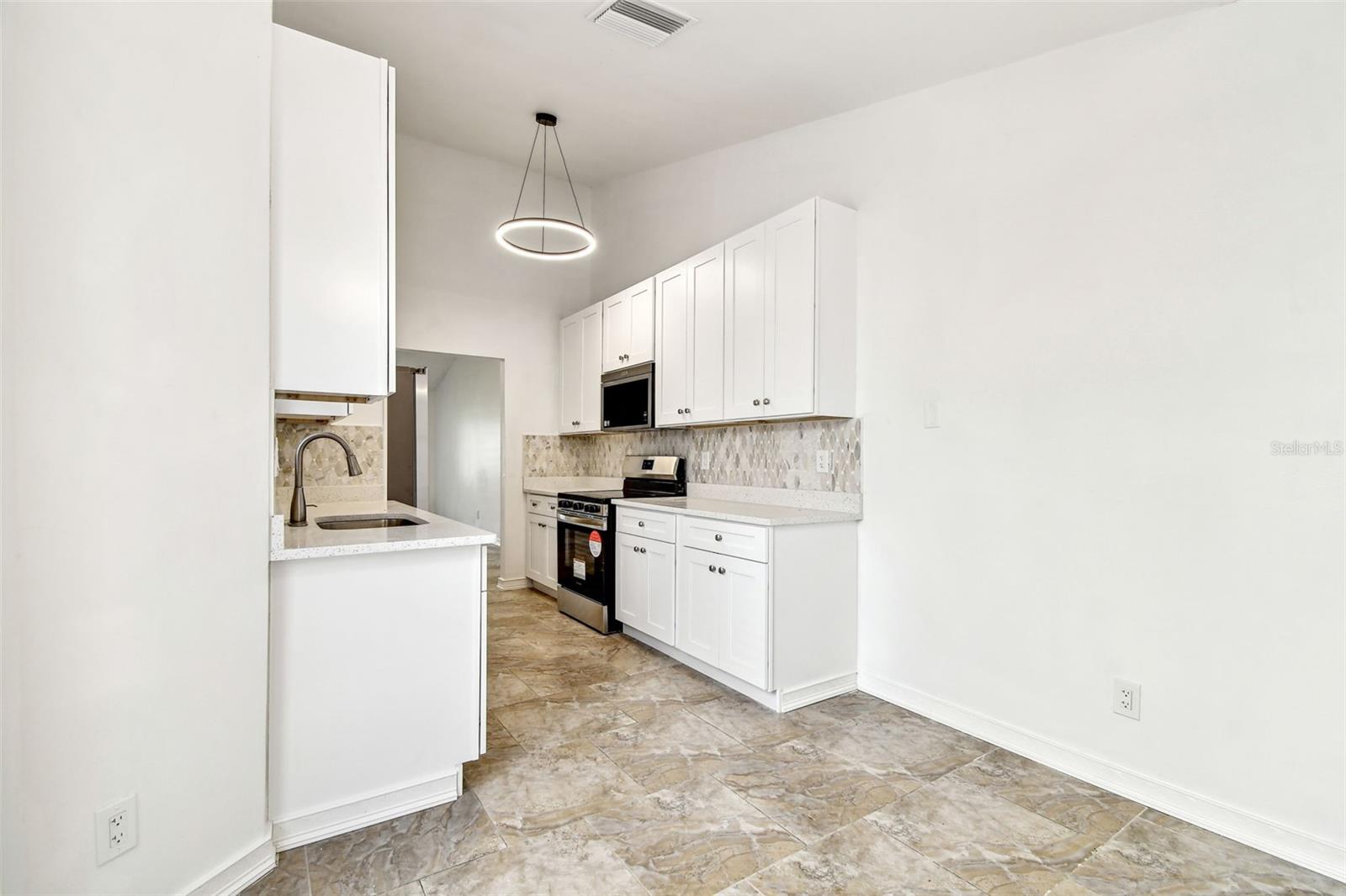 232 HUNTER CT, PALM HARBOR, FL, 34684