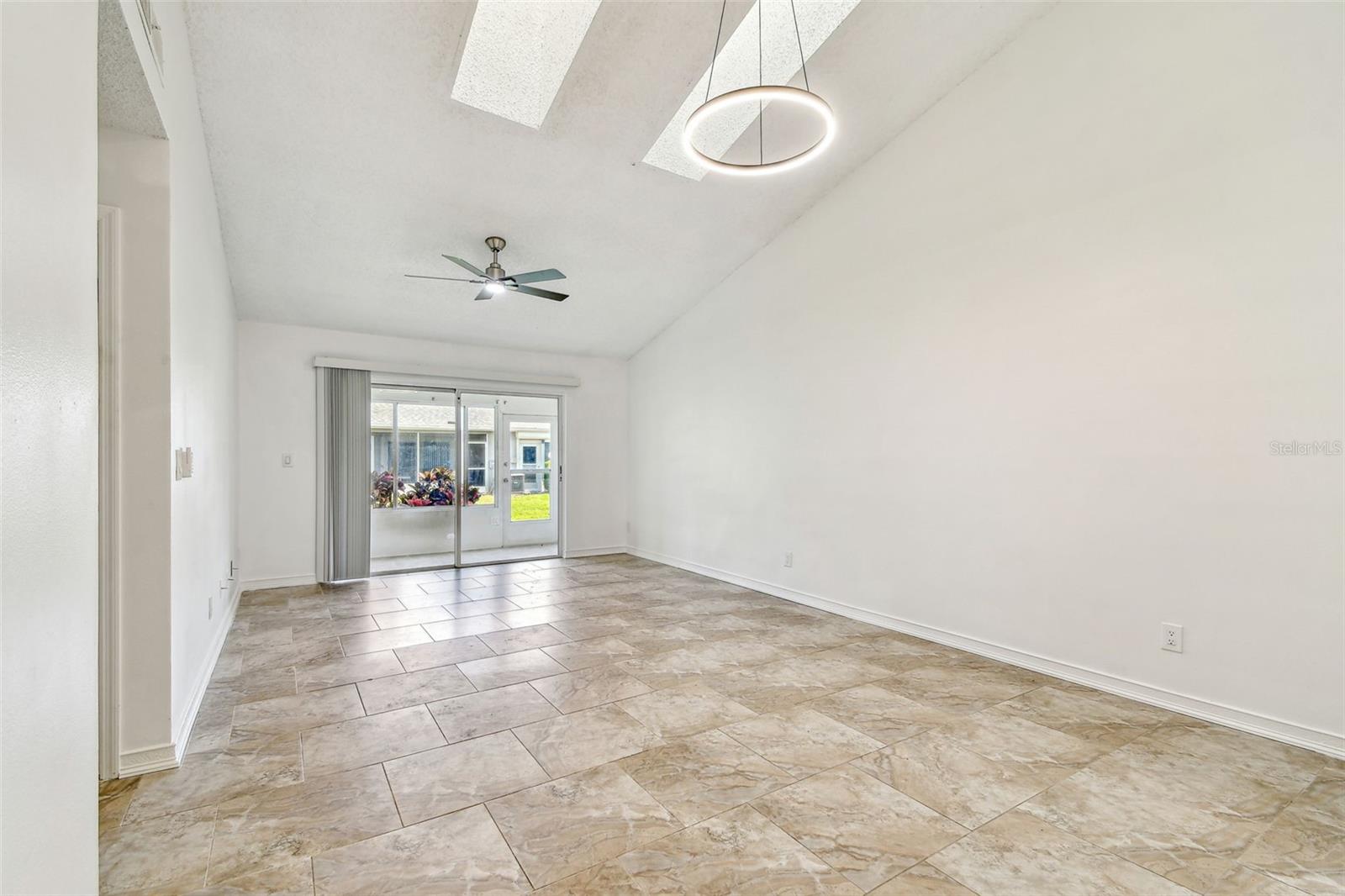 232 HUNTER CT, PALM HARBOR, FL, 34684