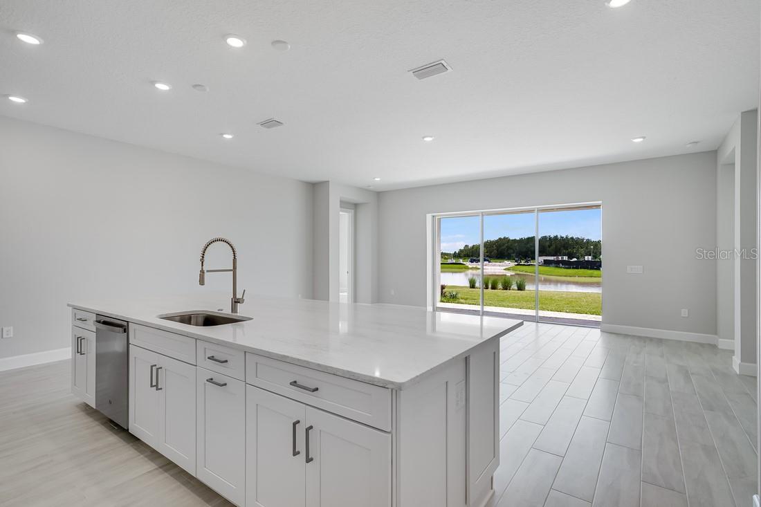 5652 NEVIS TER, KISSIMMEE, FL, 34758