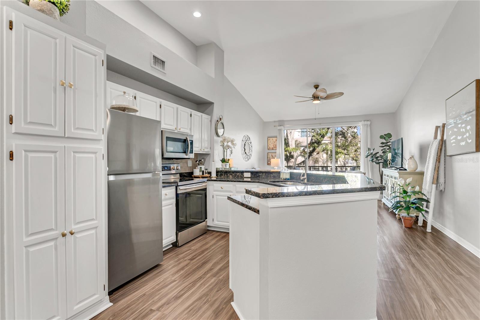 628 ARBOR LAKE LN #628, TAMPA, FL, 33602