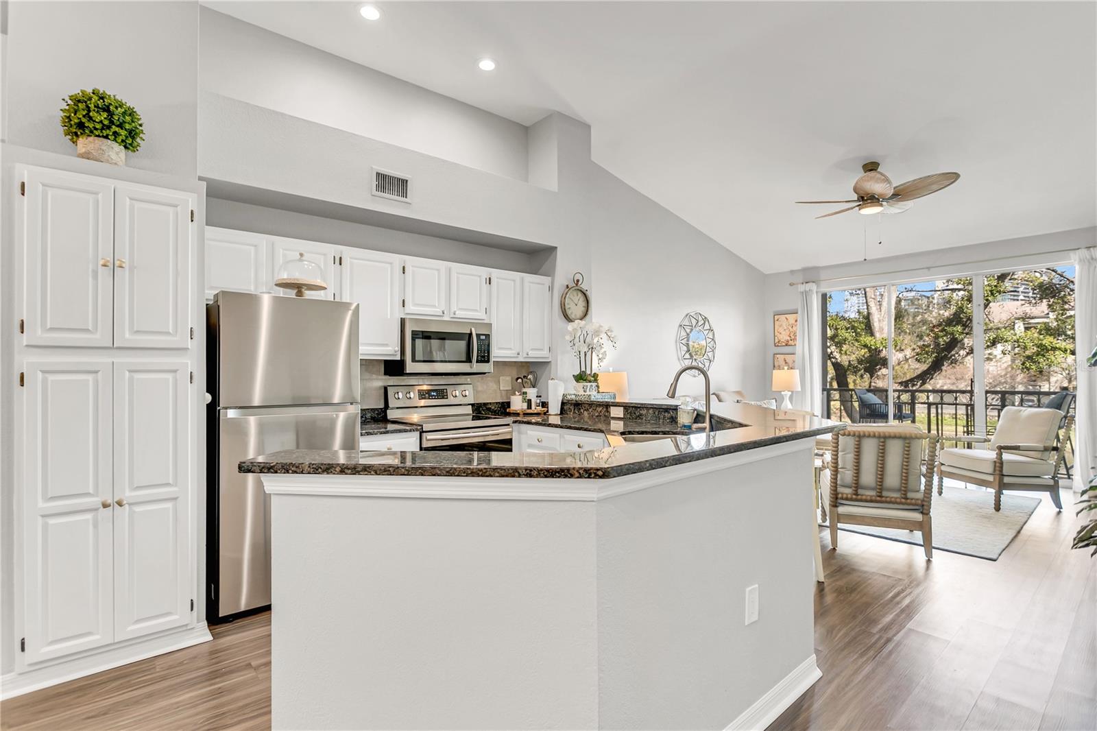 628 ARBOR LAKE LN #628, TAMPA, FL, 33602