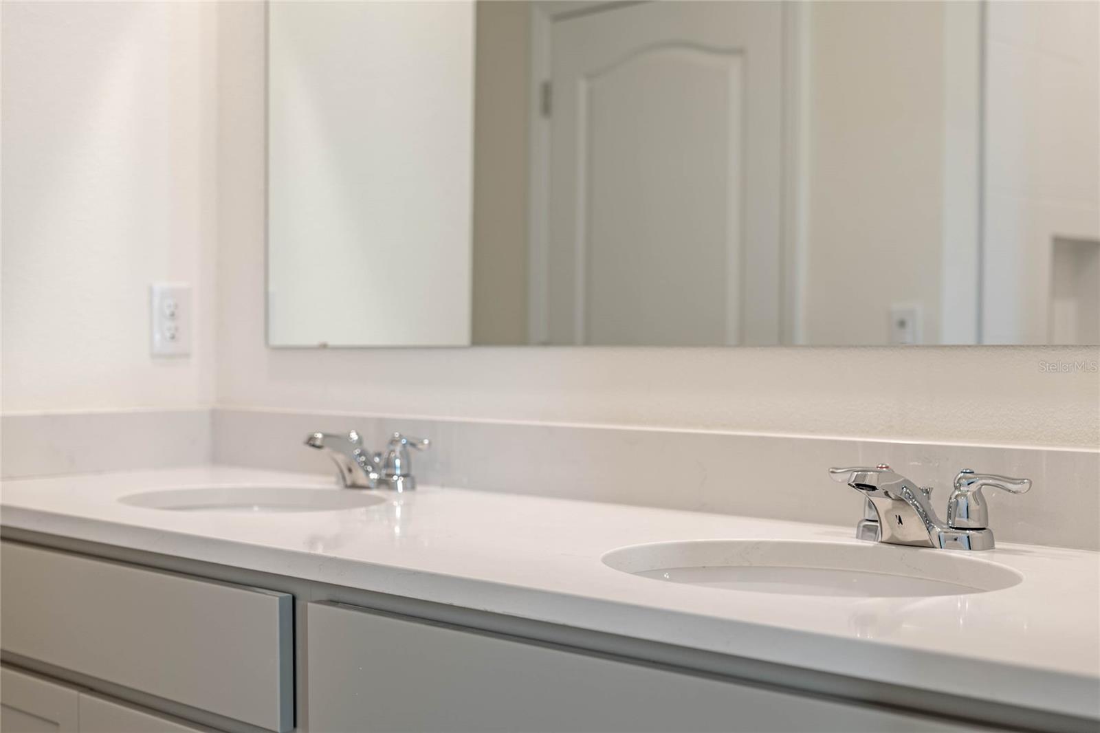 5896 GALLOPING DR, APOPKA, FL, 32712