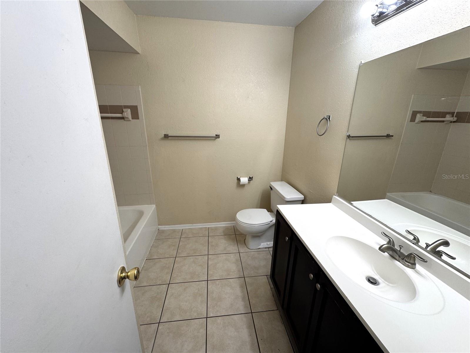 1932 LAKE ATRIUMS CIR #75, ORLANDO, FL, 32839