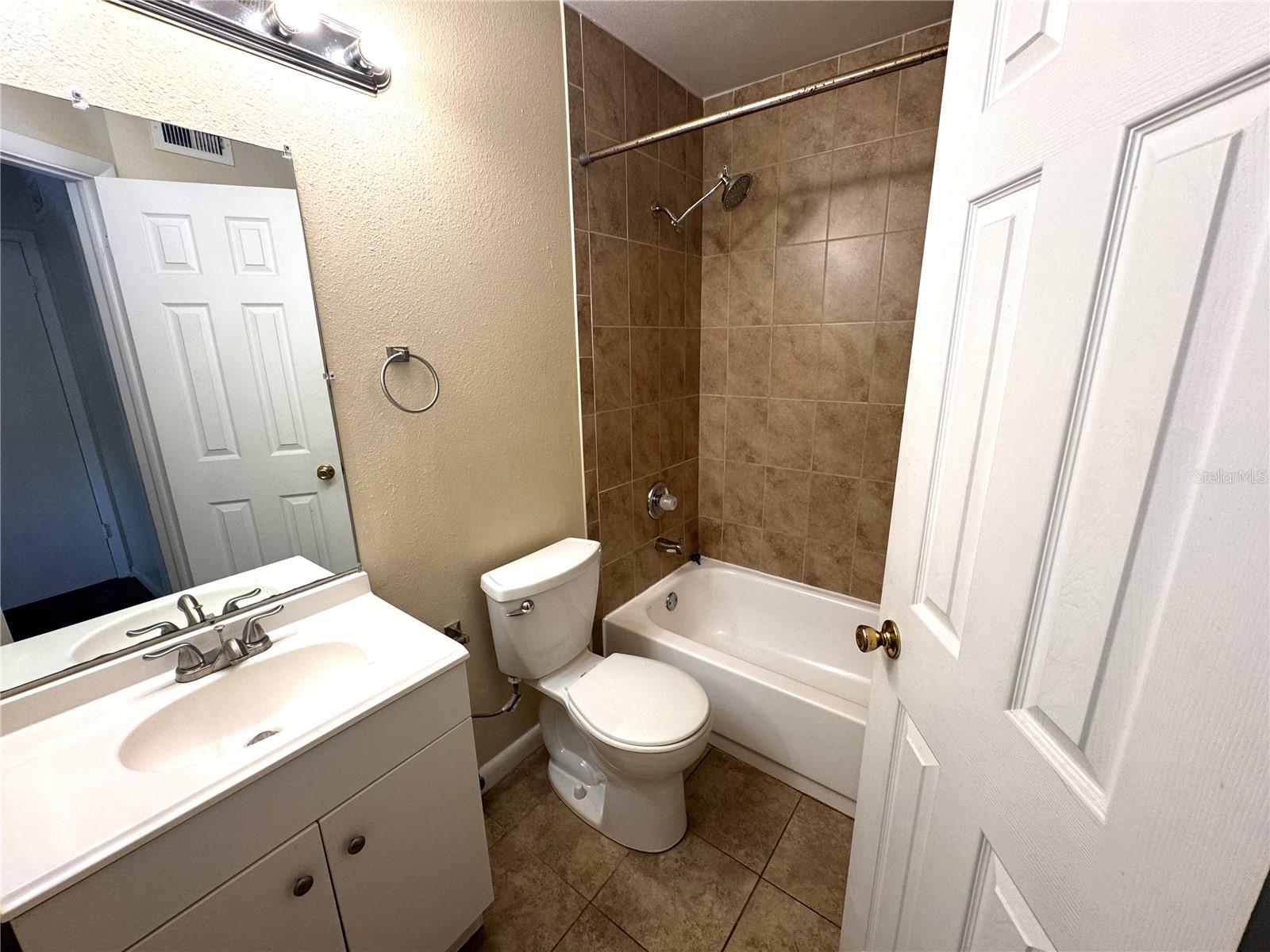 1932 LAKE ATRIUMS CIR #75, ORLANDO, FL, 32839