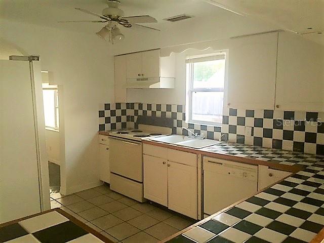 3901 18TH AVE S, ST PETERSBURG, FL, 33711