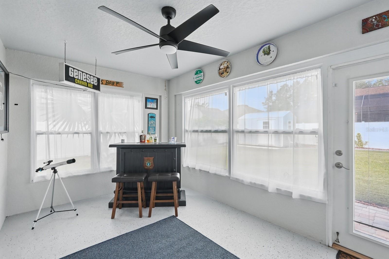 36 WHITE HALL DR, PALM COAST, FL, 32164