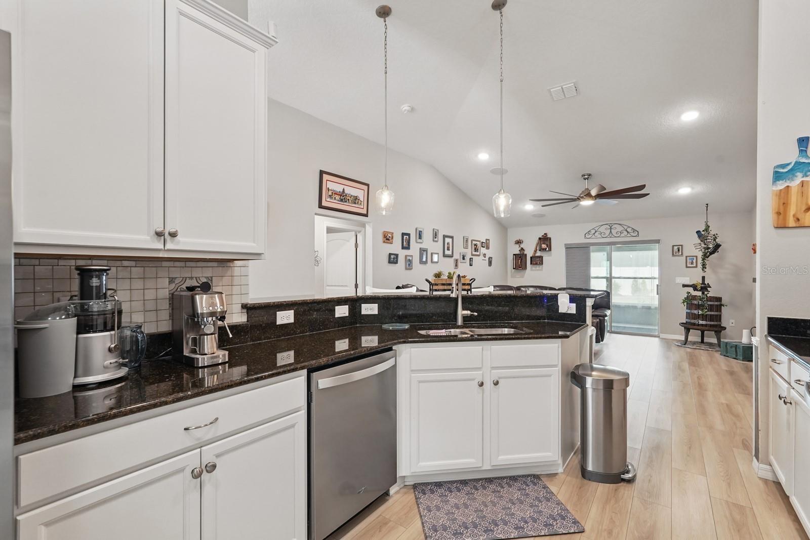 36 WHITE HALL DR, PALM COAST, FL, 32164