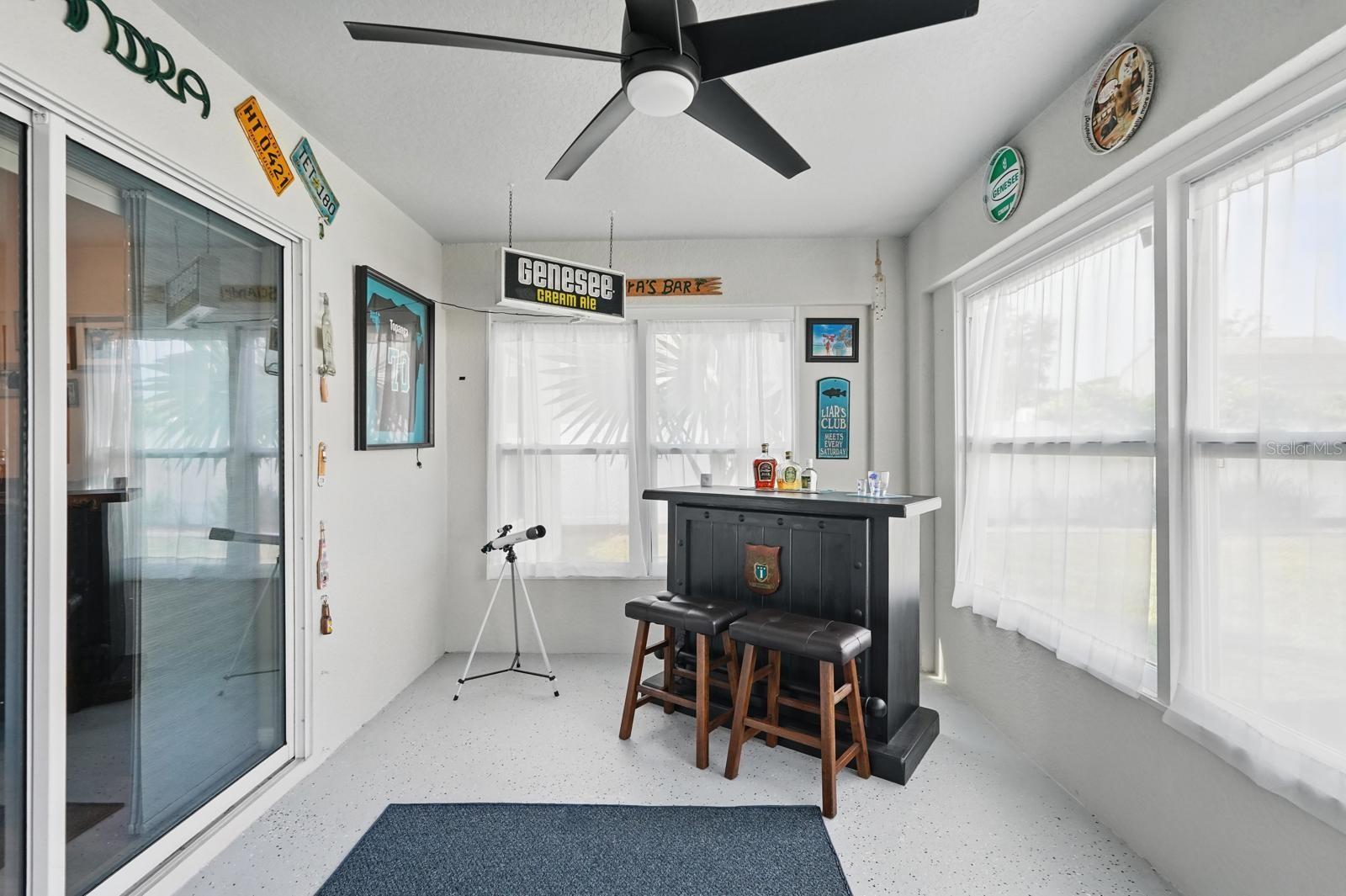 36 WHITE HALL DR, PALM COAST, FL, 32164