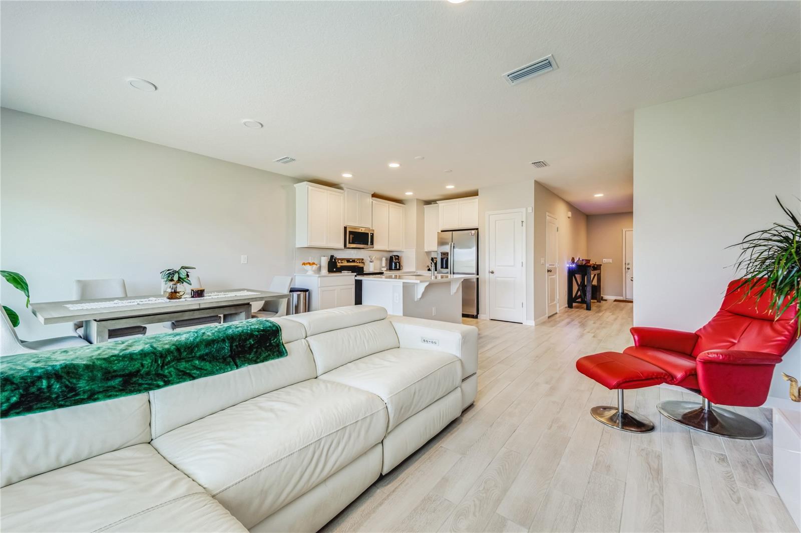 4560 CAMPSITE LOOP, ORLANDO, FL, 32824