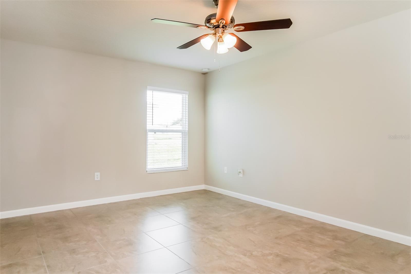 646 LINDBERGH WAY, DAVENPORT, FL, 33837