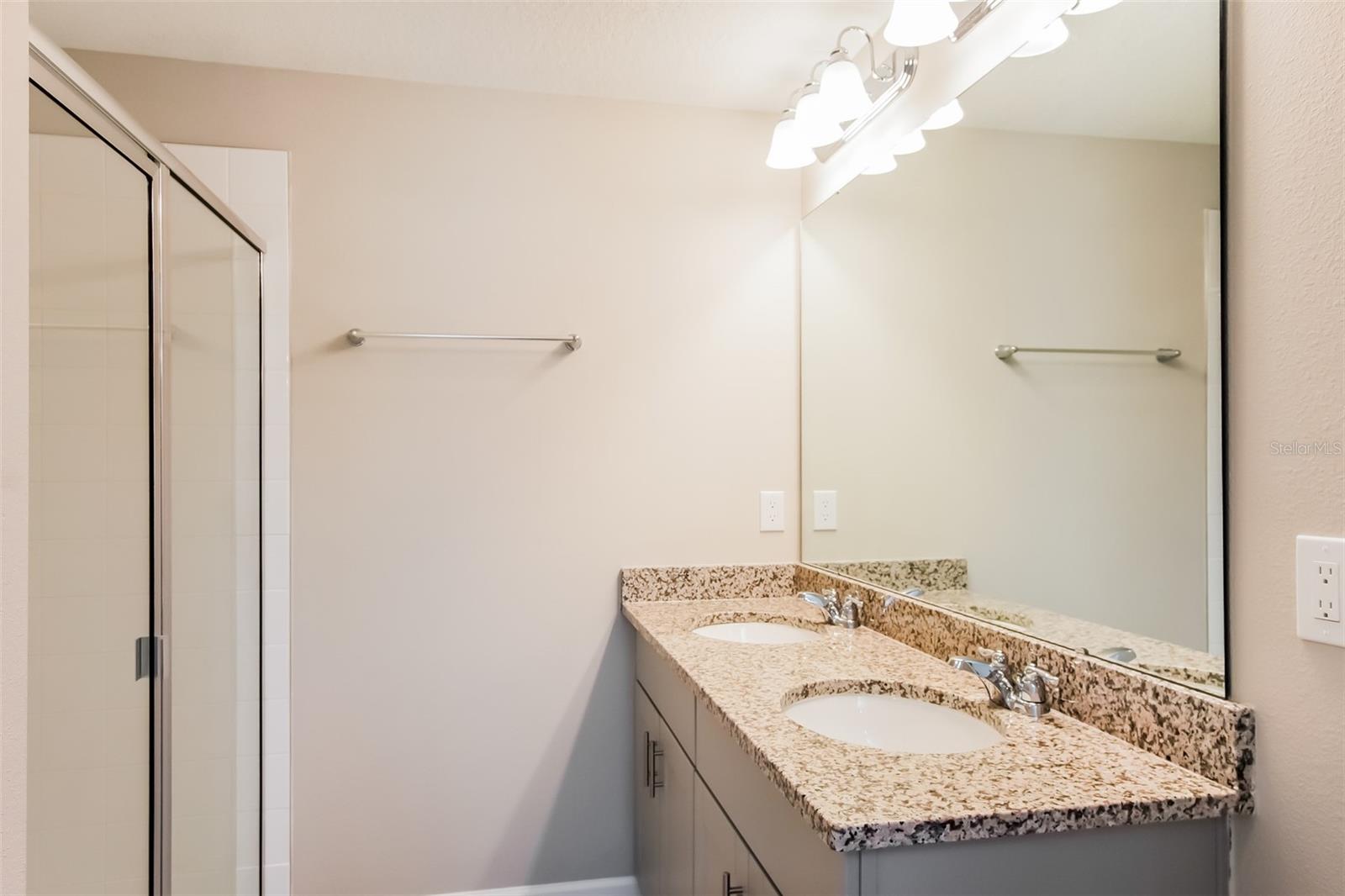 646 LINDBERGH WAY, DAVENPORT, FL, 33837