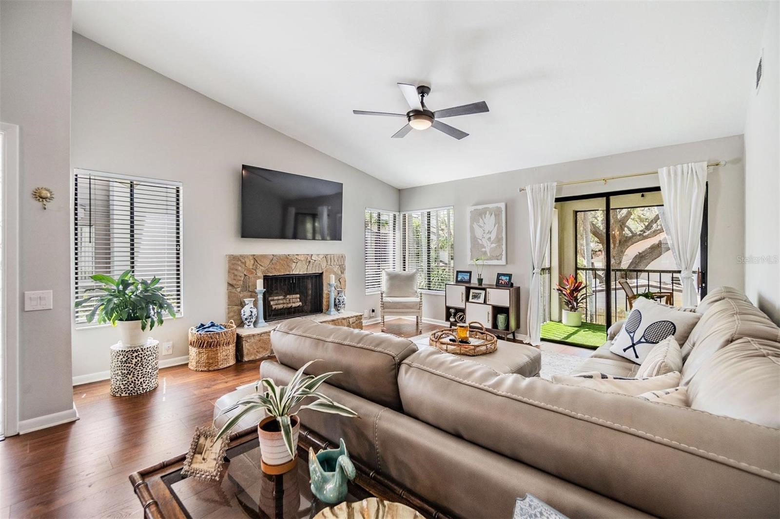 1837 LAKE CYPRESS DR #504, SAFETY HARBOR, FL, 34695