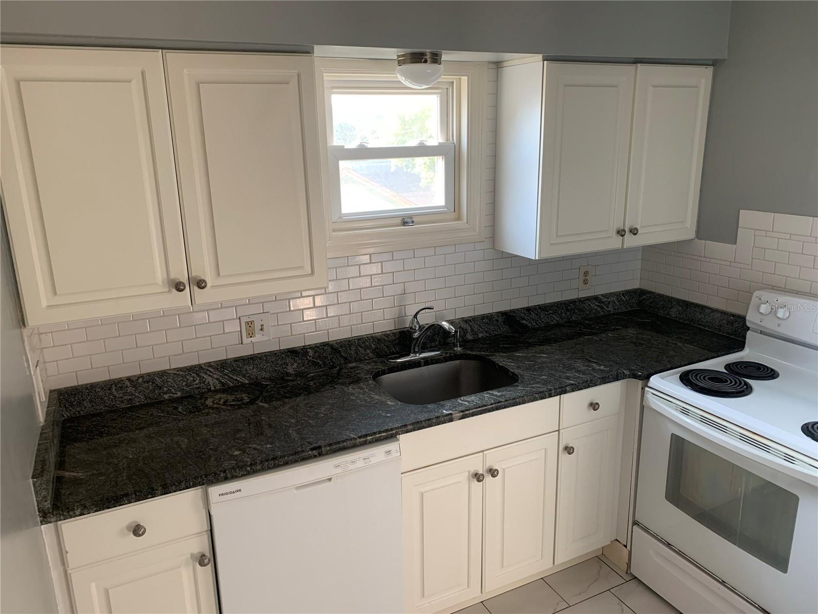 1667 28TH AVE N #3, ST PETERSBURG, FL, 33713