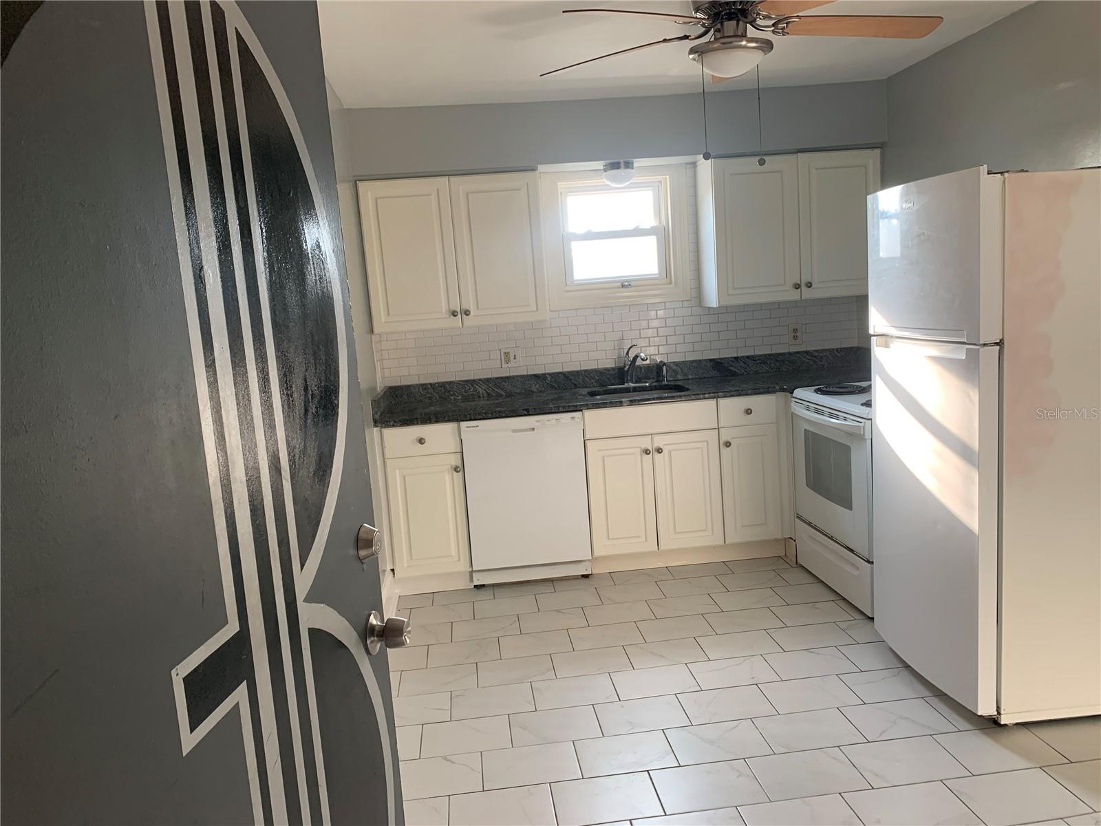 1667 28TH AVE N #3, ST PETERSBURG, FL, 33713