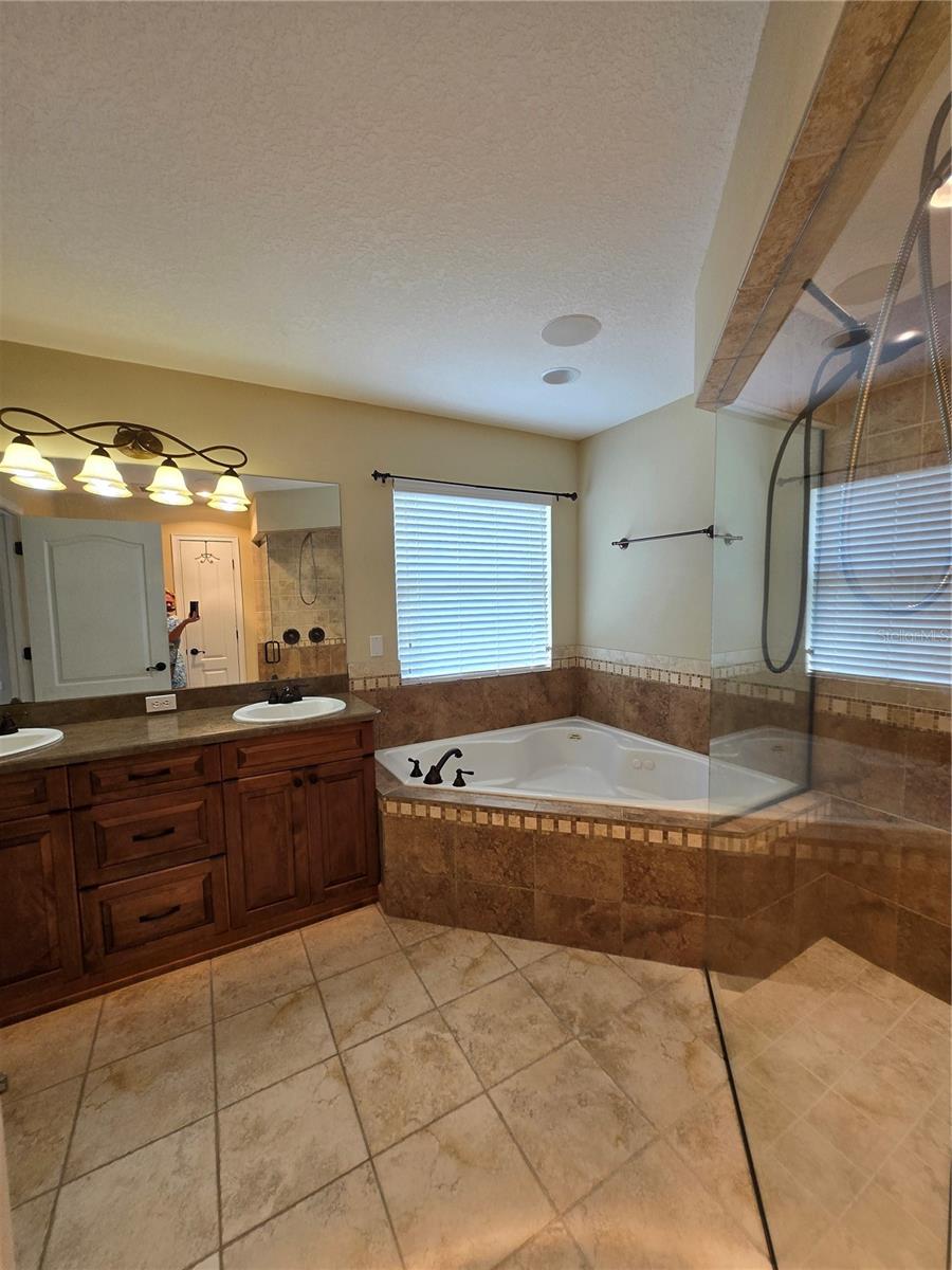 9982 SW 101ST AVE, GAINESVILLE, FL, 32608