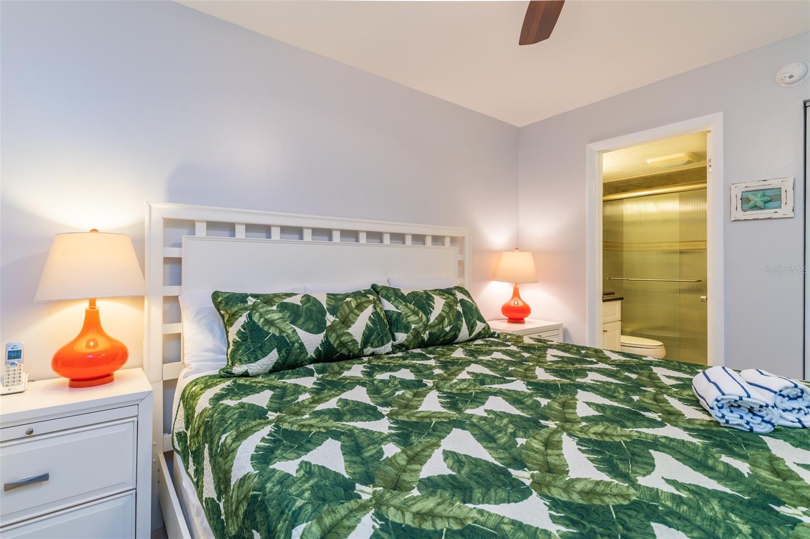 4621 GULF OF MEXICO DR #2F, LONGBOAT KEY, FL, 34228