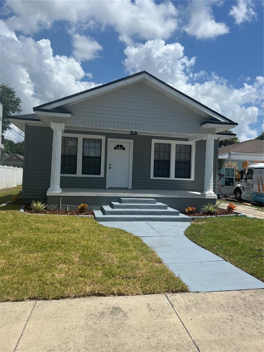 2111 W CASS ST, TAMPA, FL, 33606