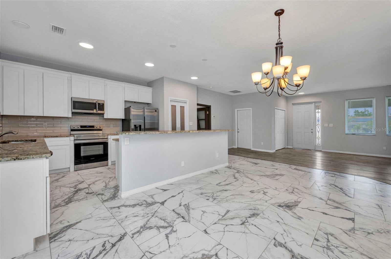 3380 ELKCAM BLVD, PORT CHARLOTTE, FL, 33952