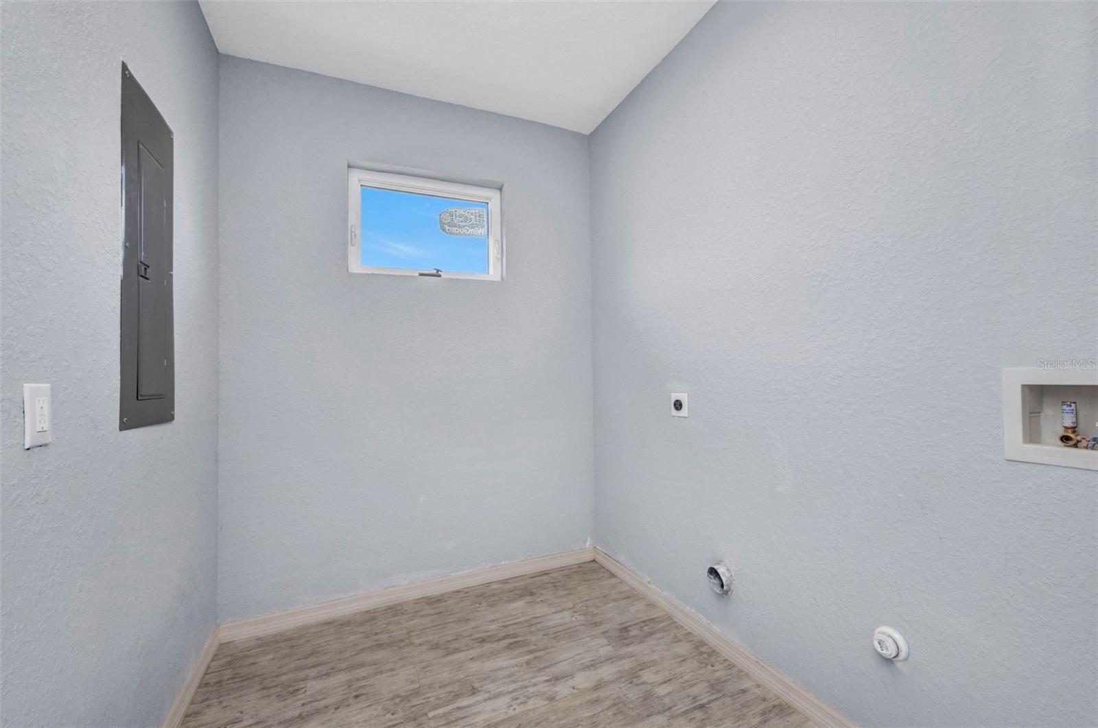 3380 ELKCAM BLVD, PORT CHARLOTTE, FL, 33952