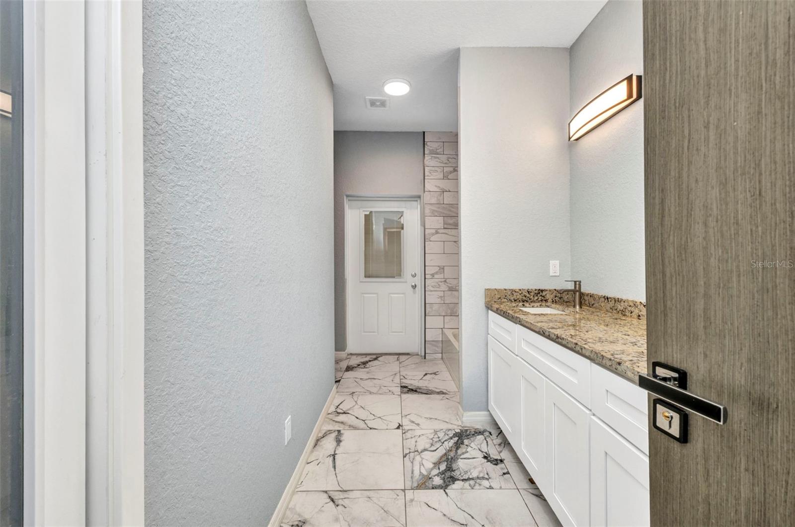 3380 ELKCAM BLVD, PORT CHARLOTTE, FL, 33952