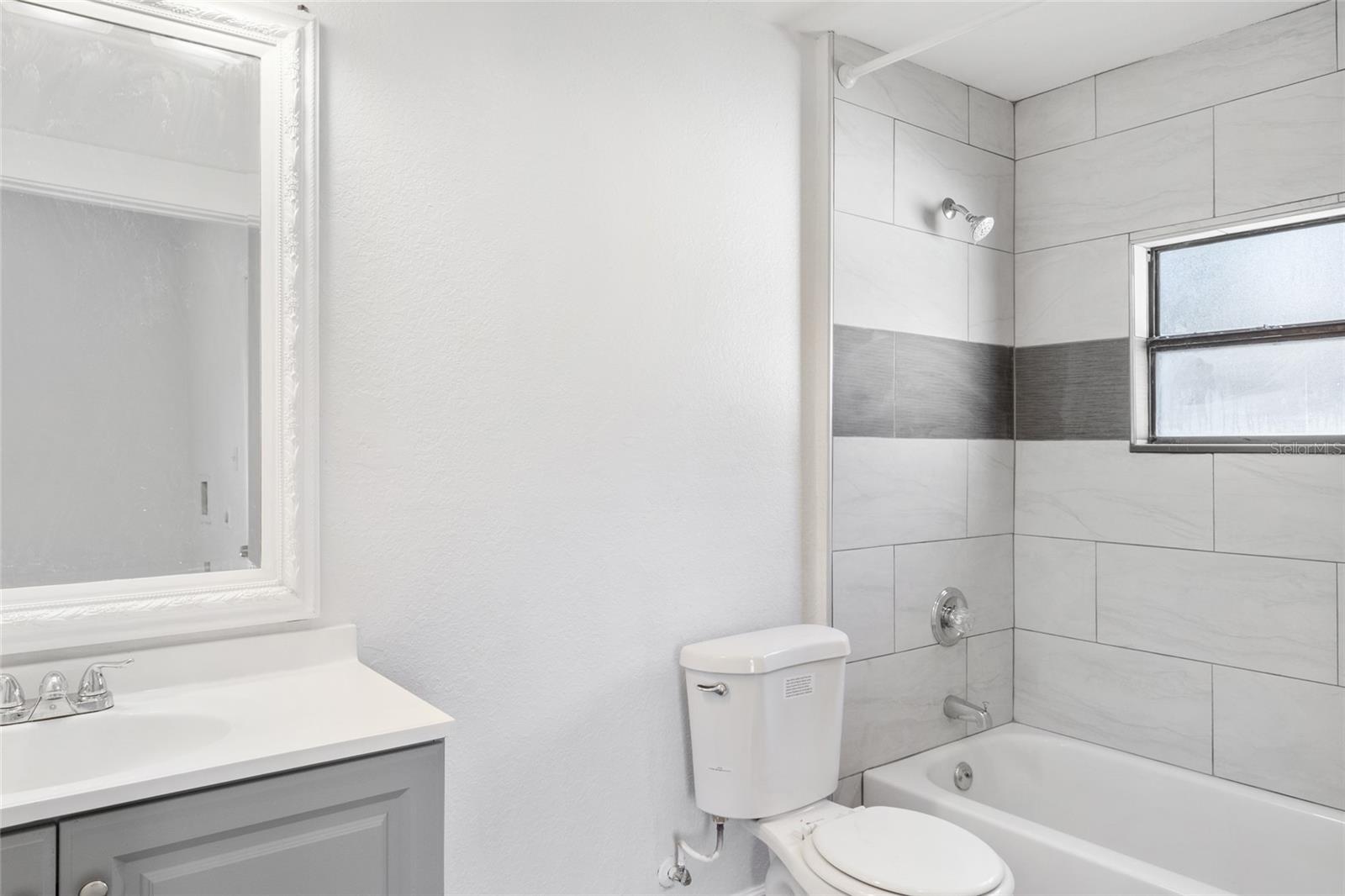 210 W WARREN AVE #B, TAMPA, FL, 33602