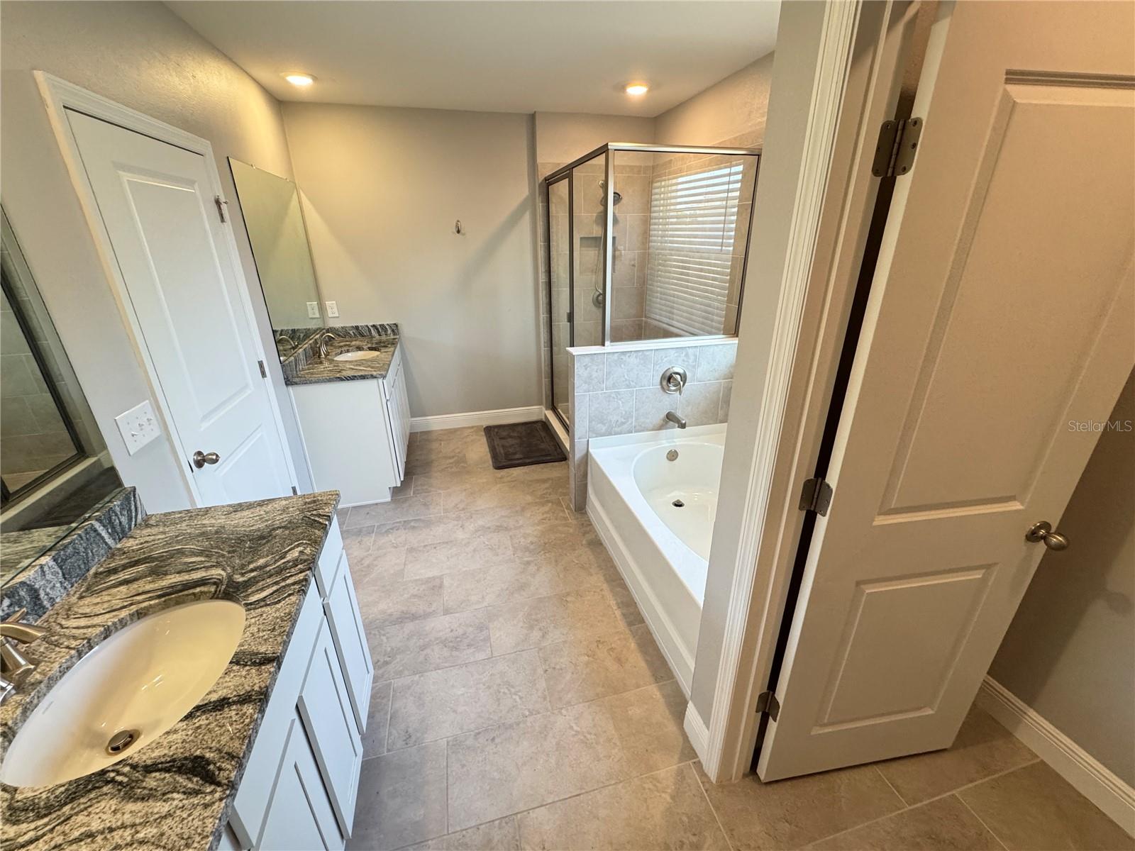 1381 BERING RD, WESLEY CHAPEL, FL, 33543