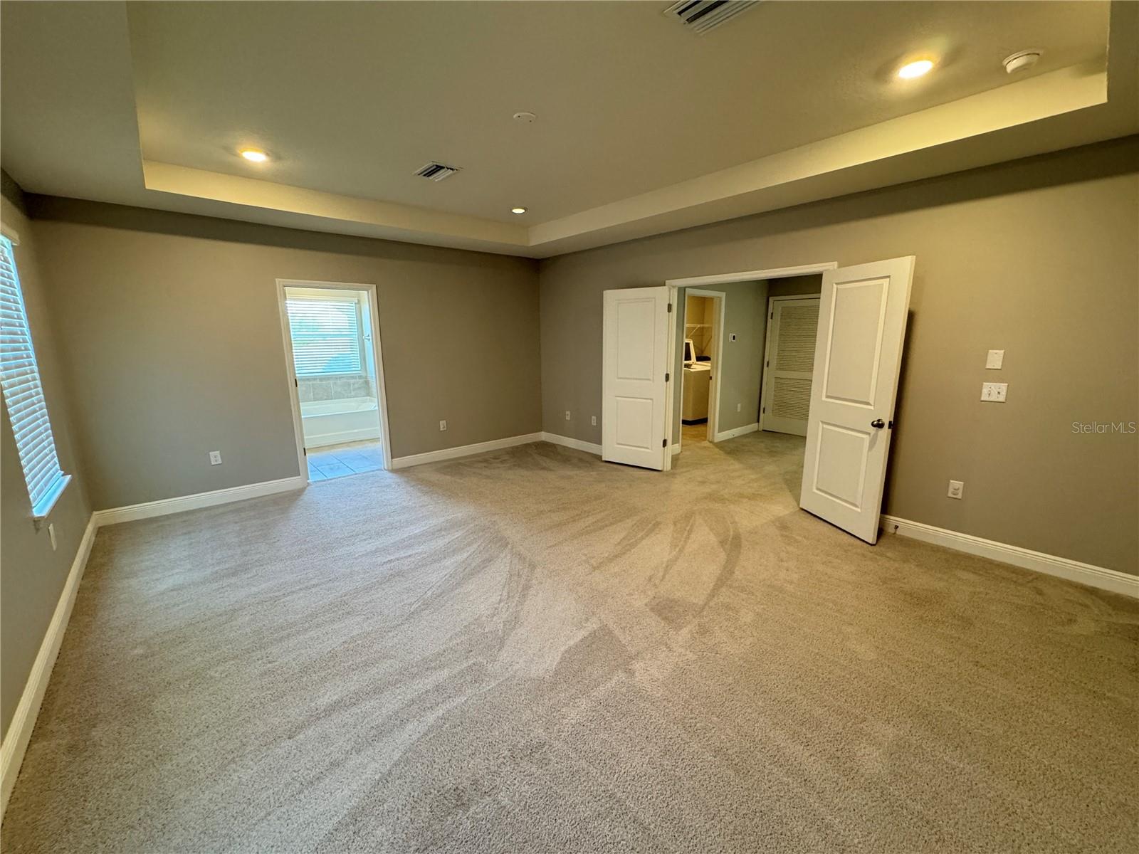 1381 BERING RD, WESLEY CHAPEL, FL, 33543