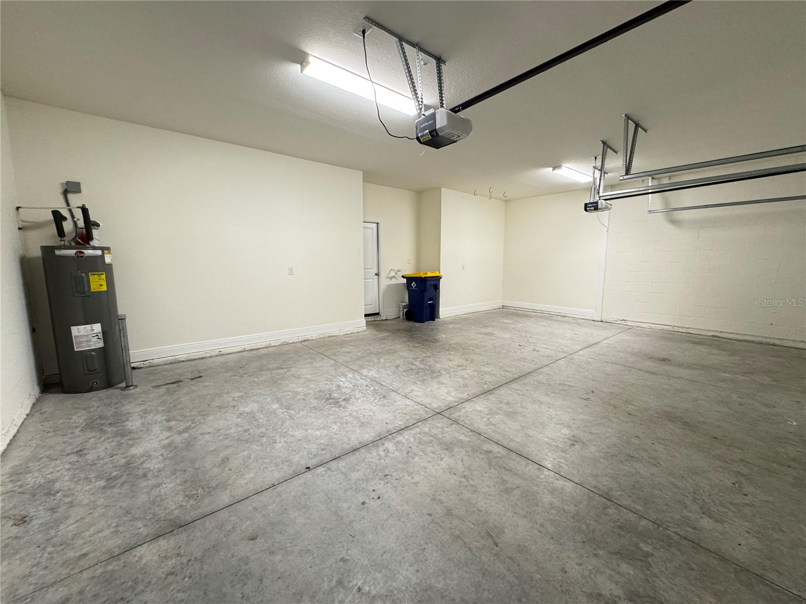 1381 BERING RD, WESLEY CHAPEL, FL, 33543