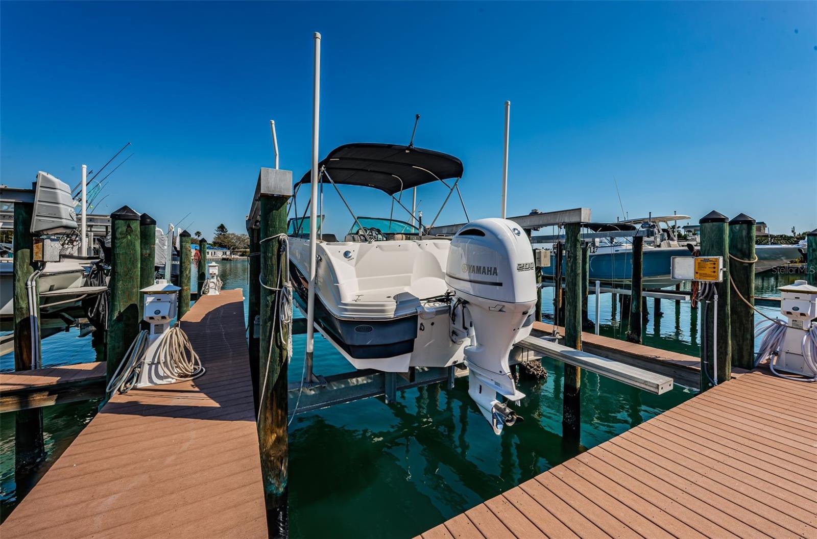 TB8385585 Property Photo