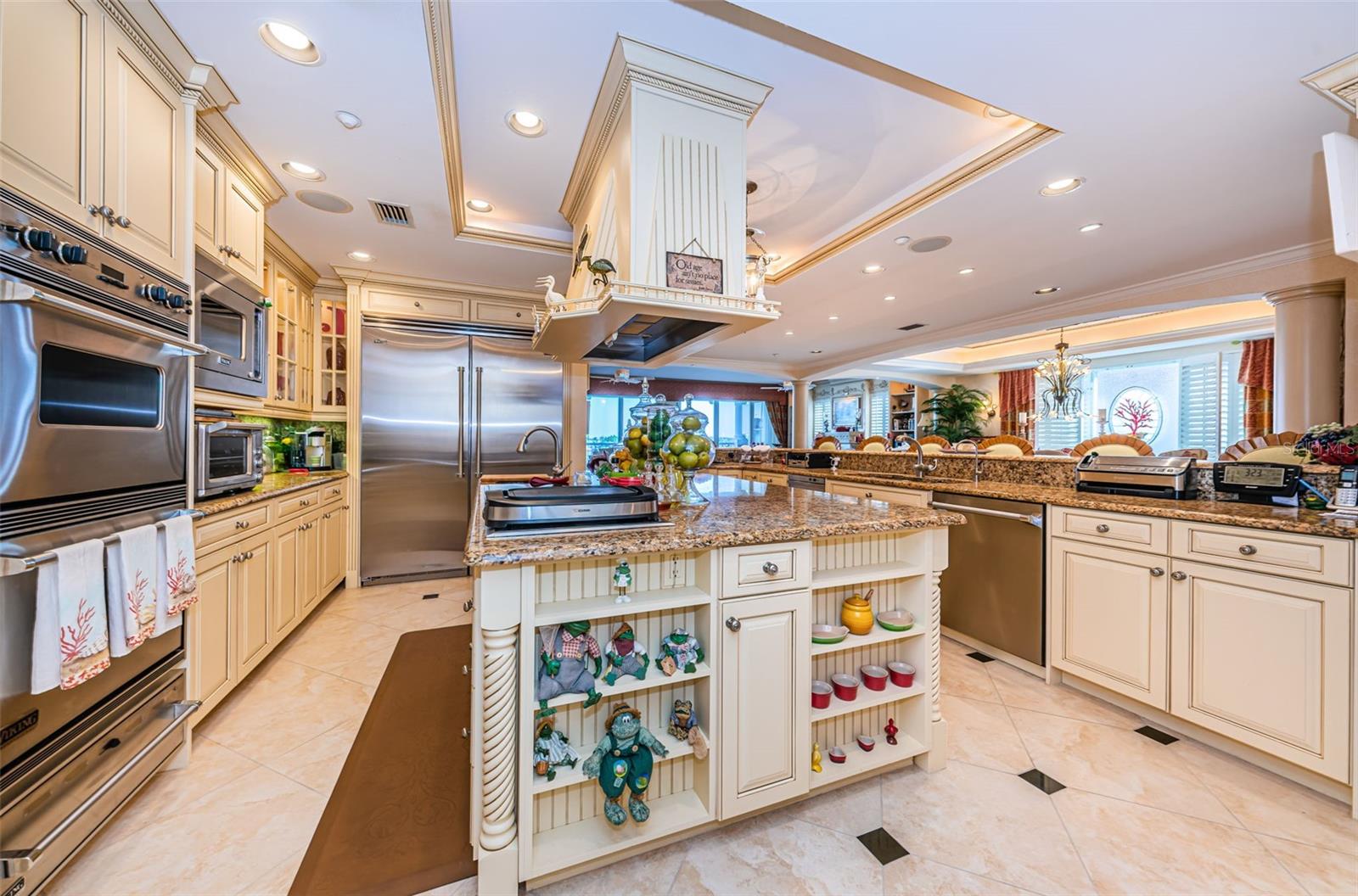 TB8385585 Property Photo